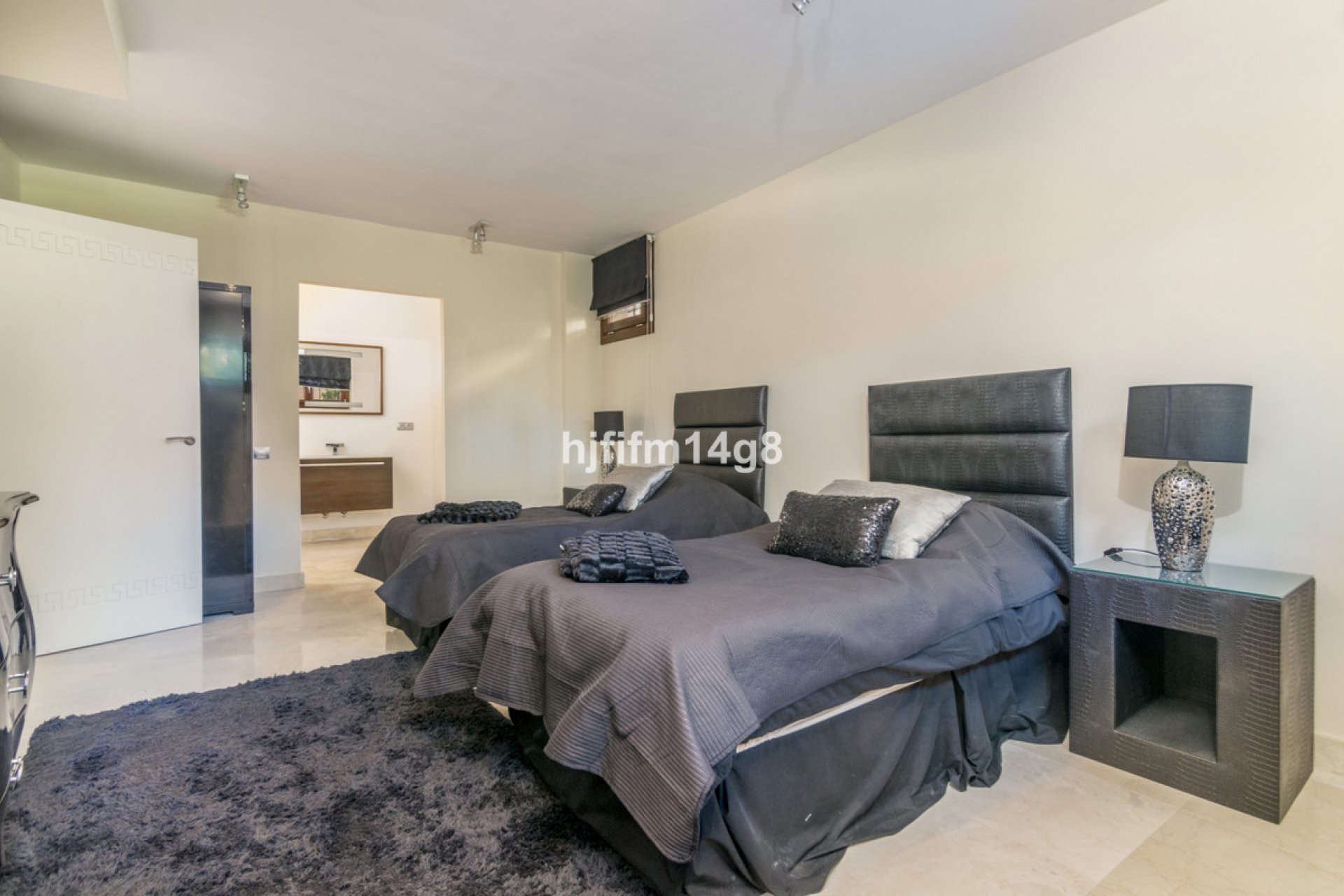 Reventa - House - Detached Villa - Marbella - The Golden Mile