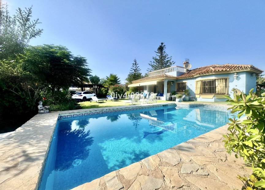 Reventa - House - Detached Villa - Marbella