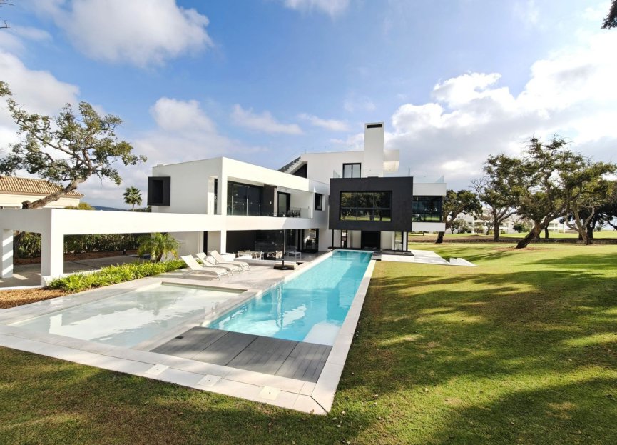 Reventa - House - Detached Villa - San Roque Club