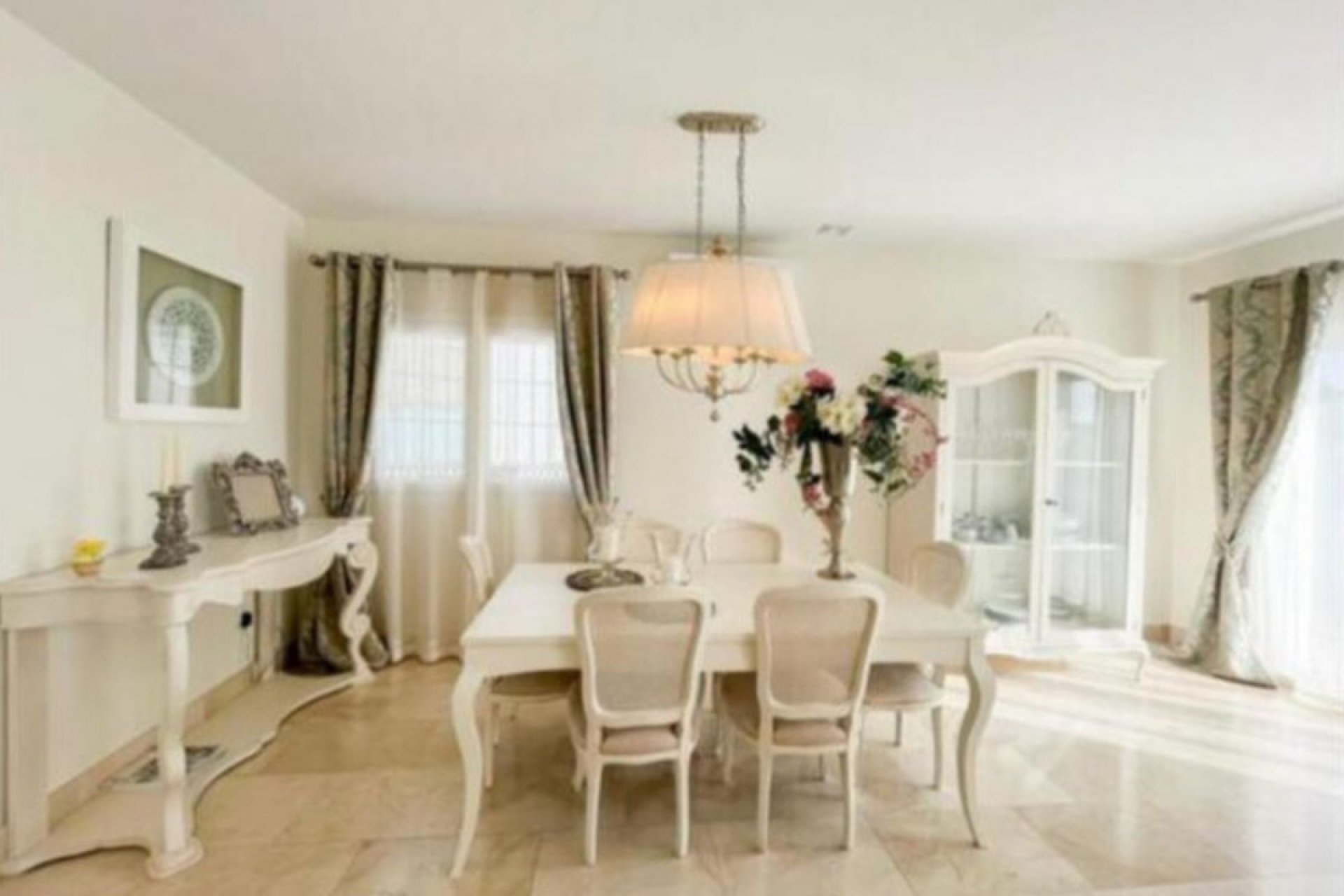 Reventa - House - Detached Villa - San Roque