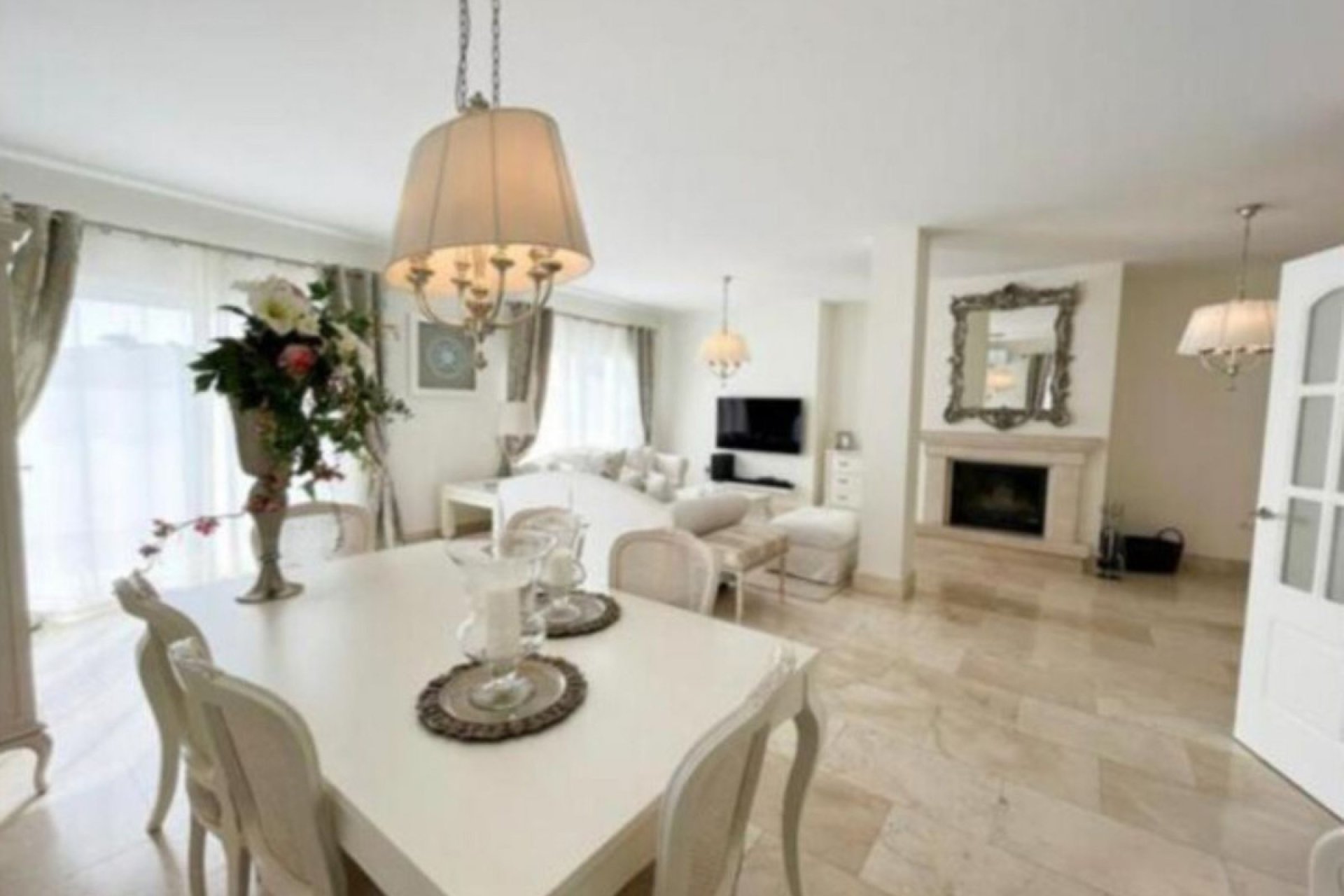 Reventa - House - Detached Villa - San Roque