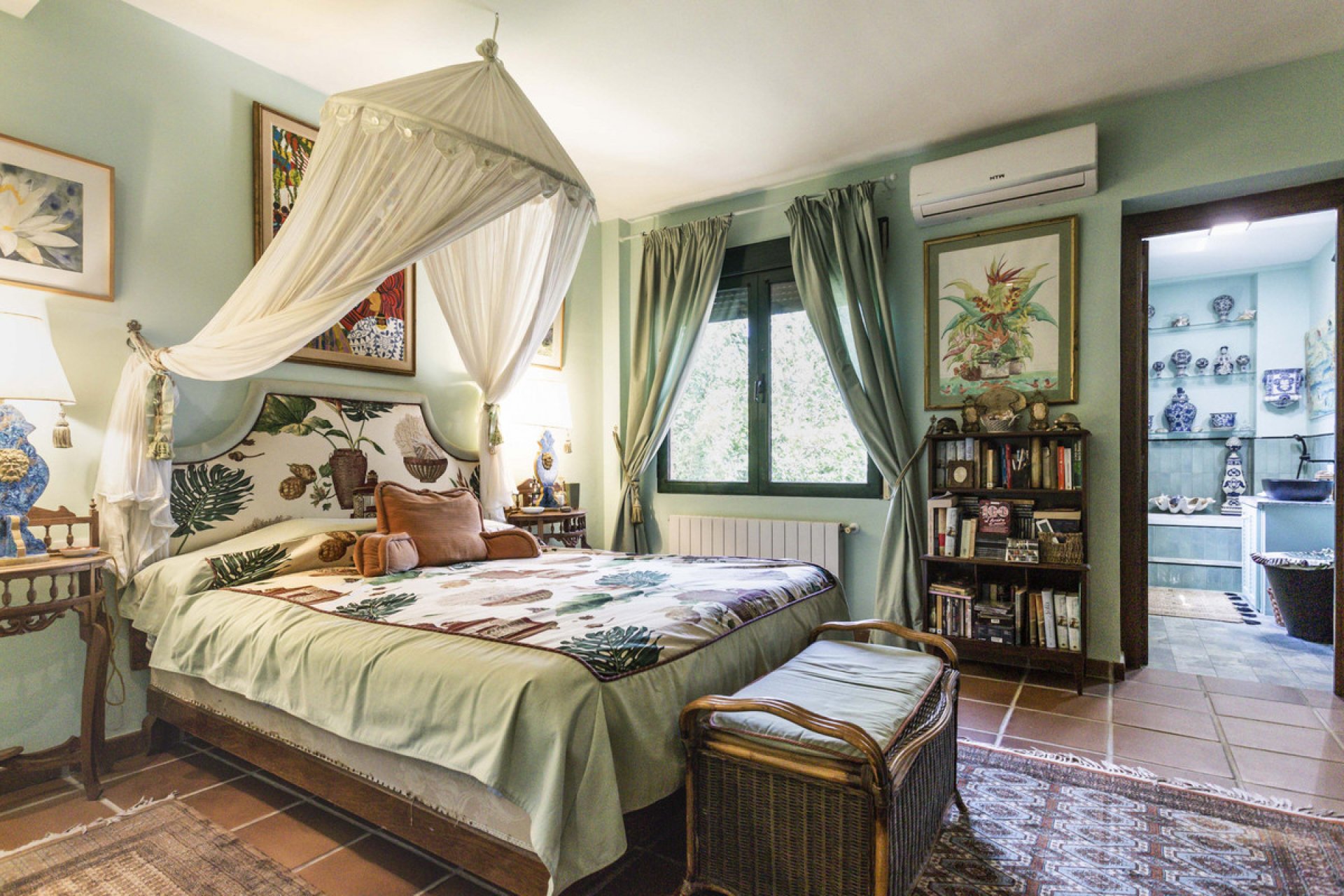 Reventa - House - Detached Villa - Sotogrande