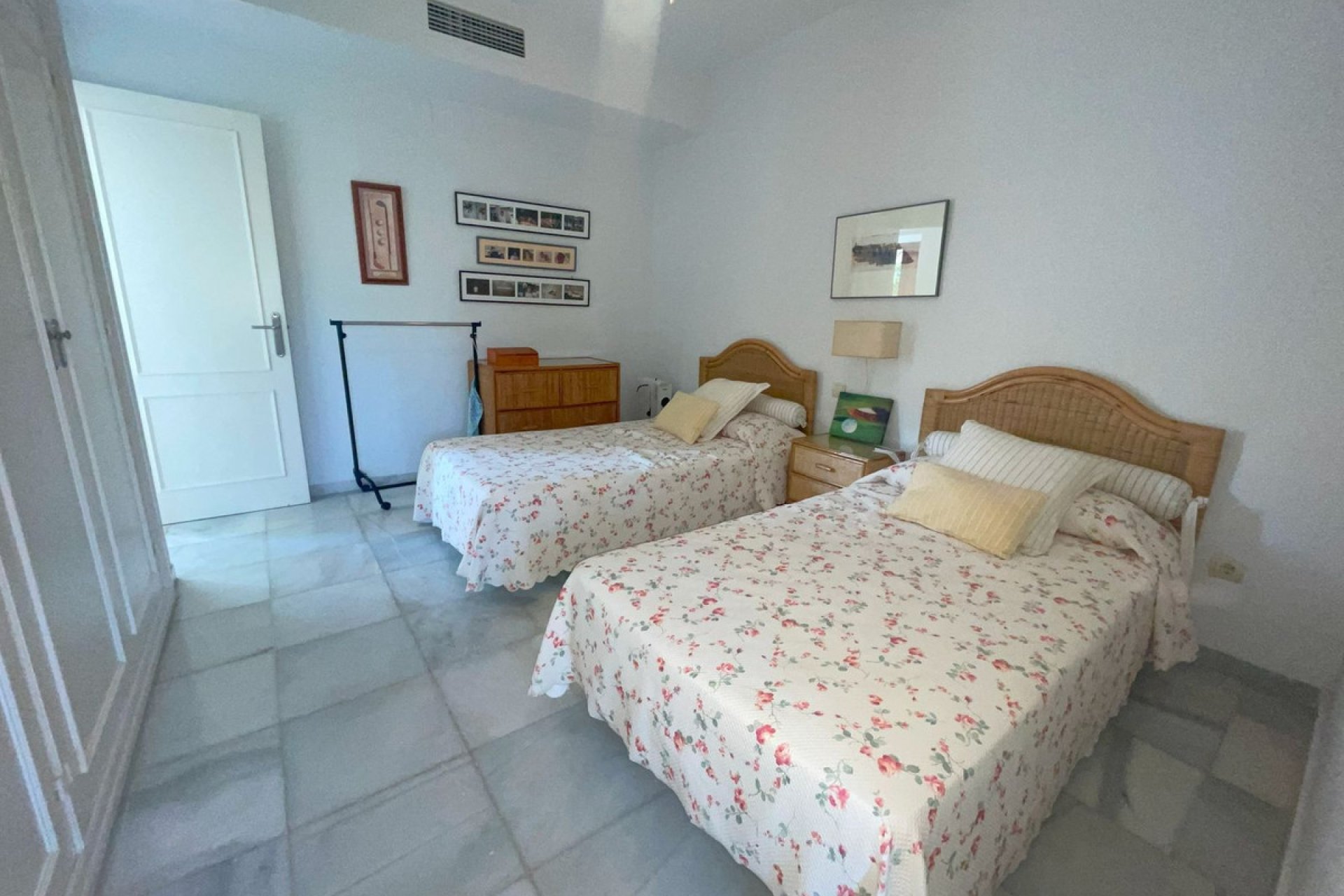 Reventa - House - Detached Villa - Sotogrande