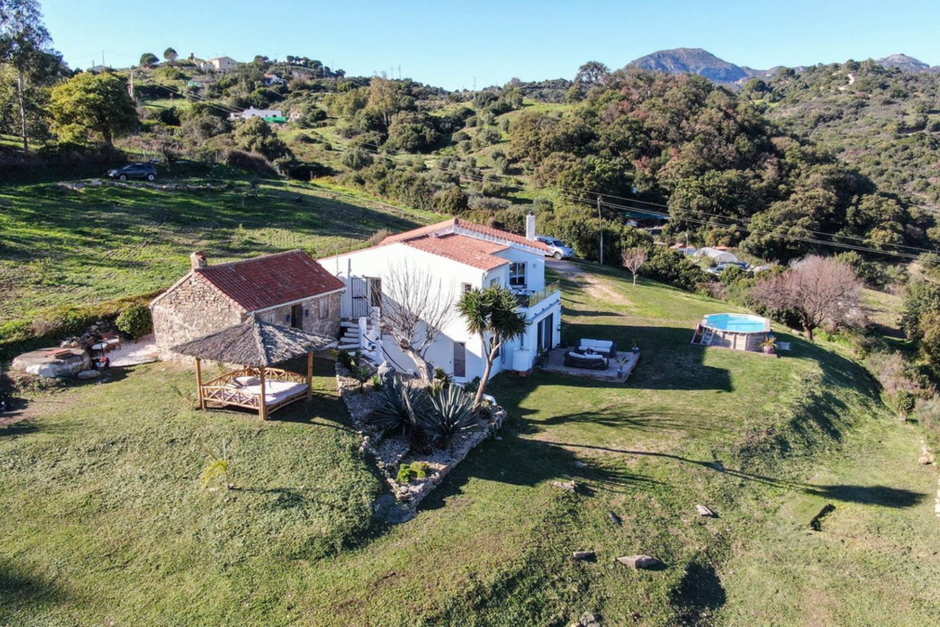 Reventa - House - Finca - Cortijo - Casares - Casares Centro