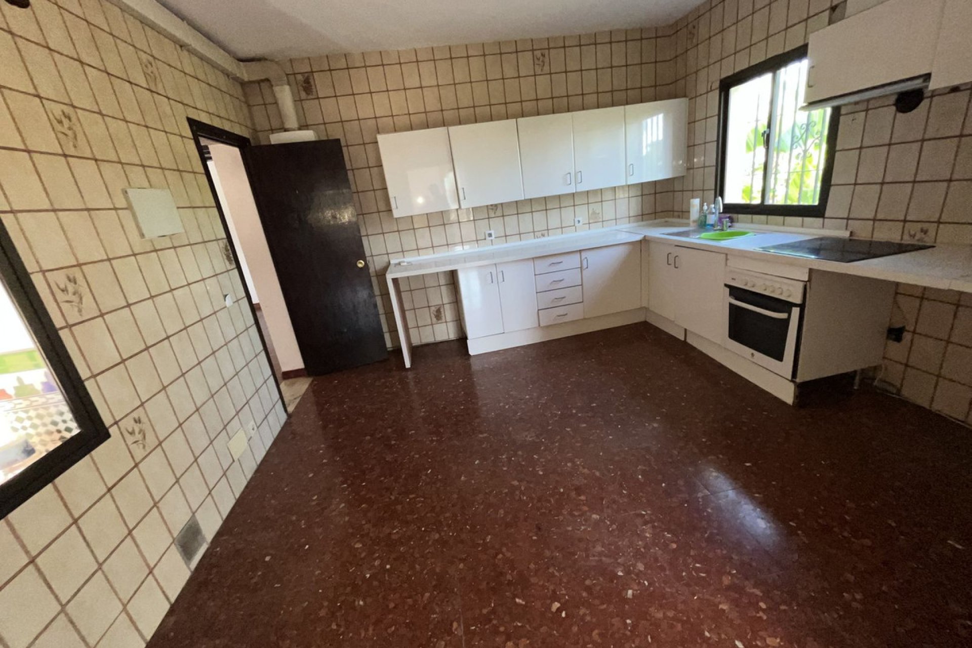 Reventa - House - Finca - Cortijo - Estepona - Estepona Centro