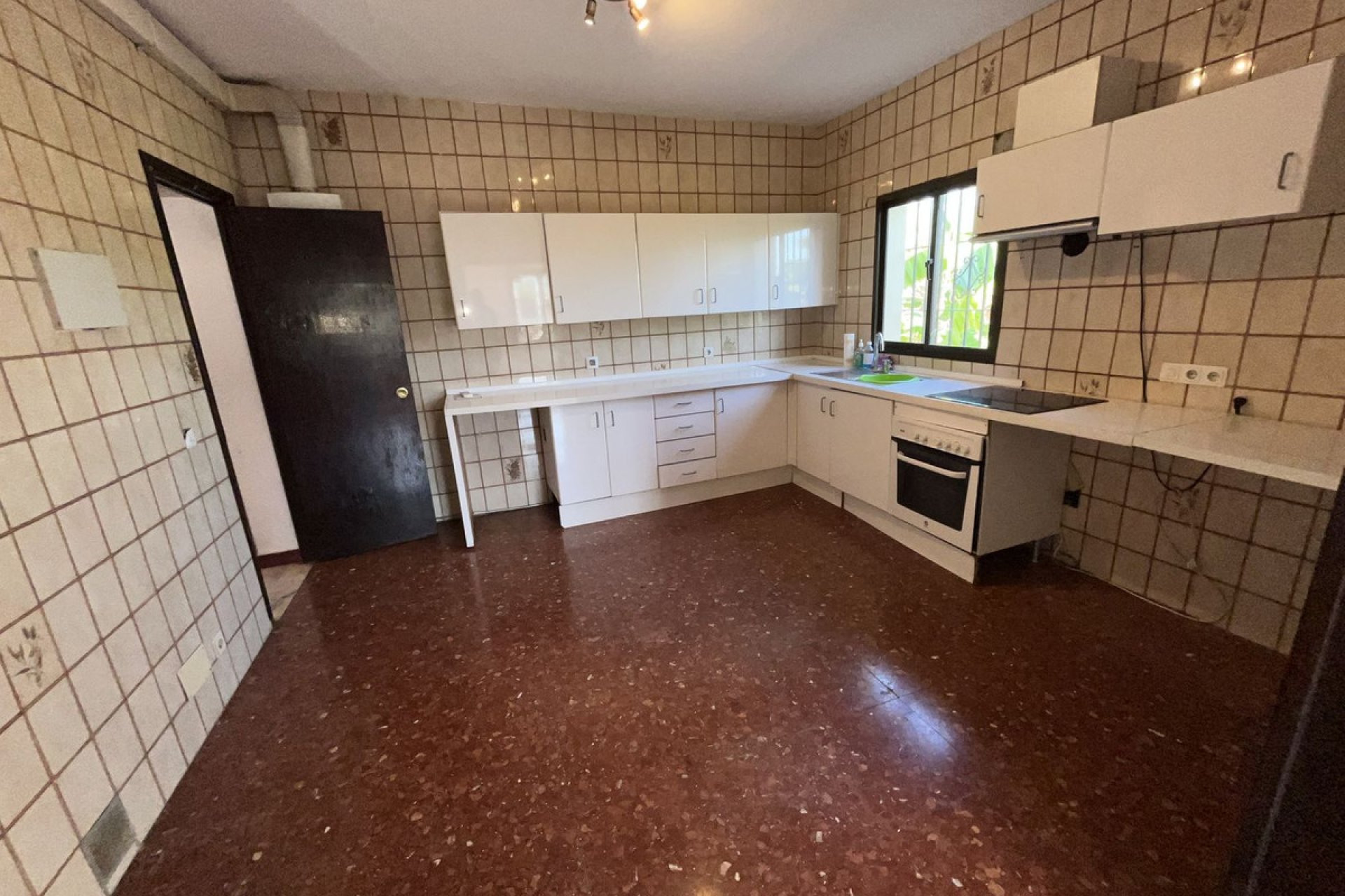 Reventa - House - Finca - Cortijo - Estepona - Estepona Centro