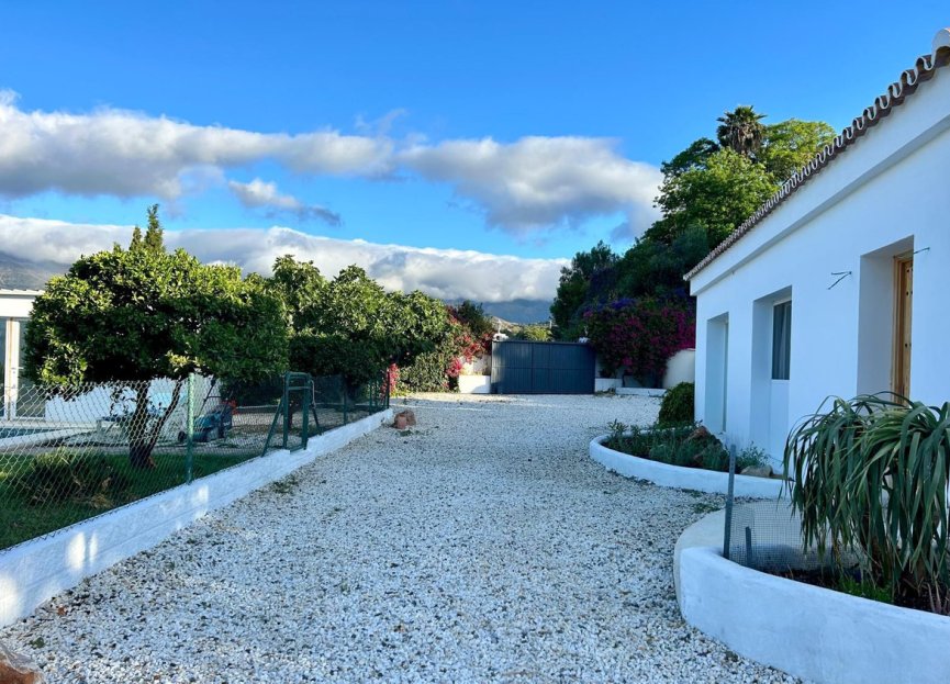 Reventa - House - Finca - Cortijo - Estepona - Estepona Centro