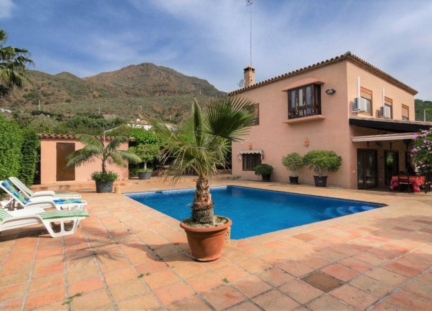 Reventa - House - Finca - Cortijo - Estepona - Estepona Centro