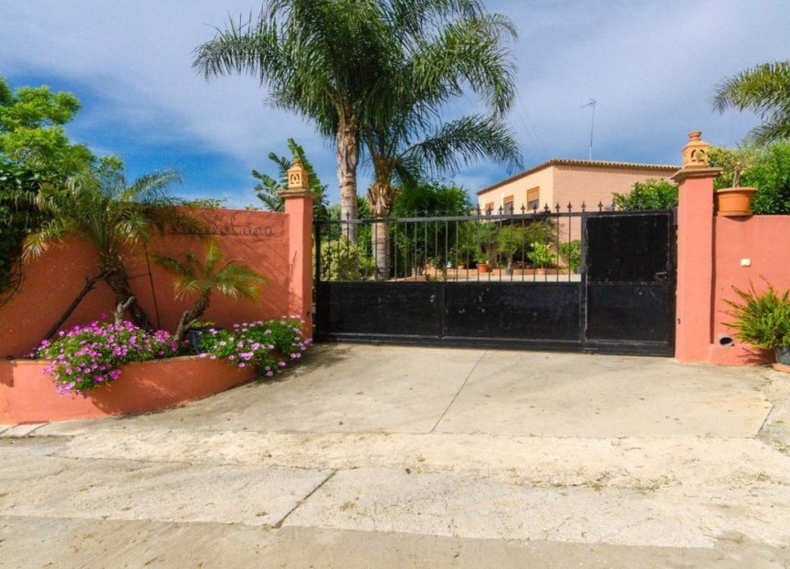Reventa - House - Finca - Cortijo - Estepona - Estepona Centro