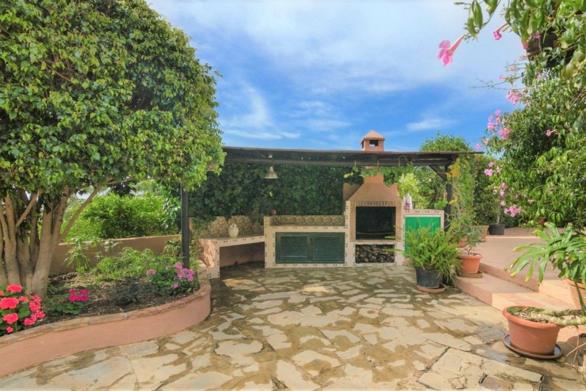 Reventa - House - Finca - Cortijo - Estepona - Estepona Centro