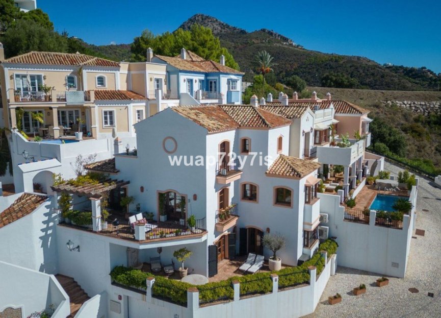 Reventa - House - Semi-Detached House - Benahavís - Benahavís Centro