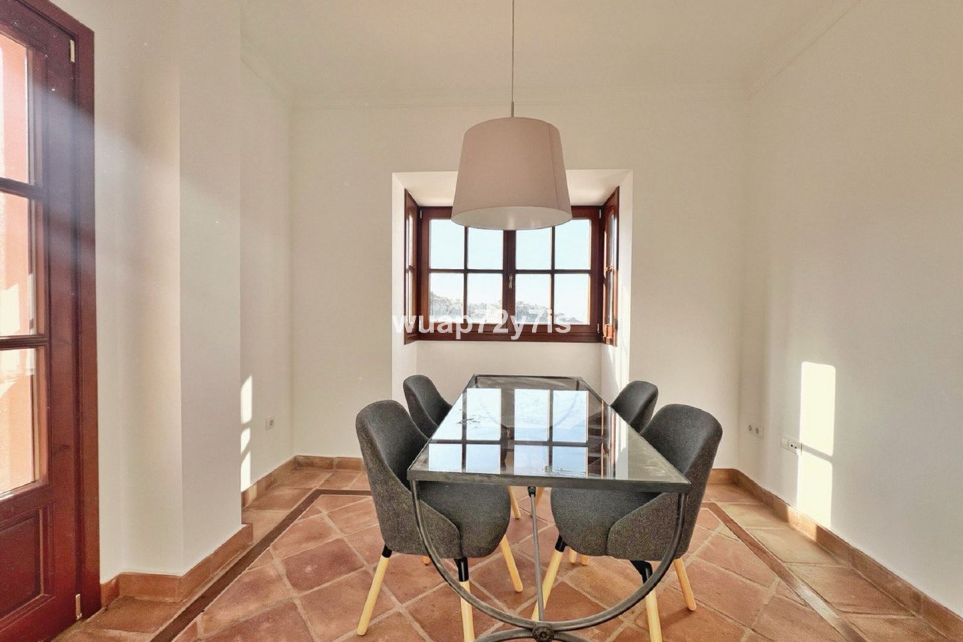 Reventa - House - Semi-Detached House - Benahavís - Benahavís Centro