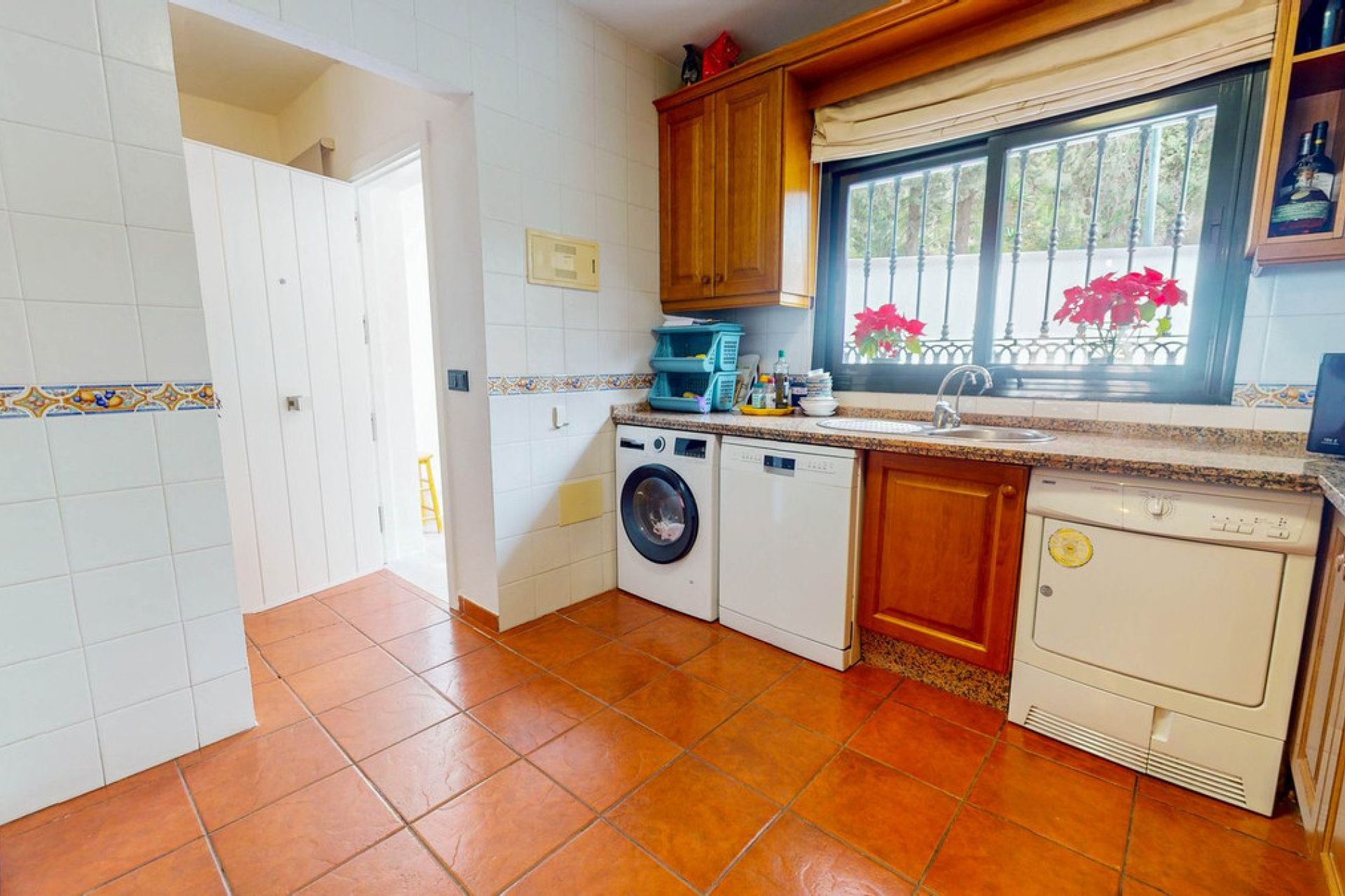 Reventa - House - Semi-Detached House - Benahavís - Benahavís Centro