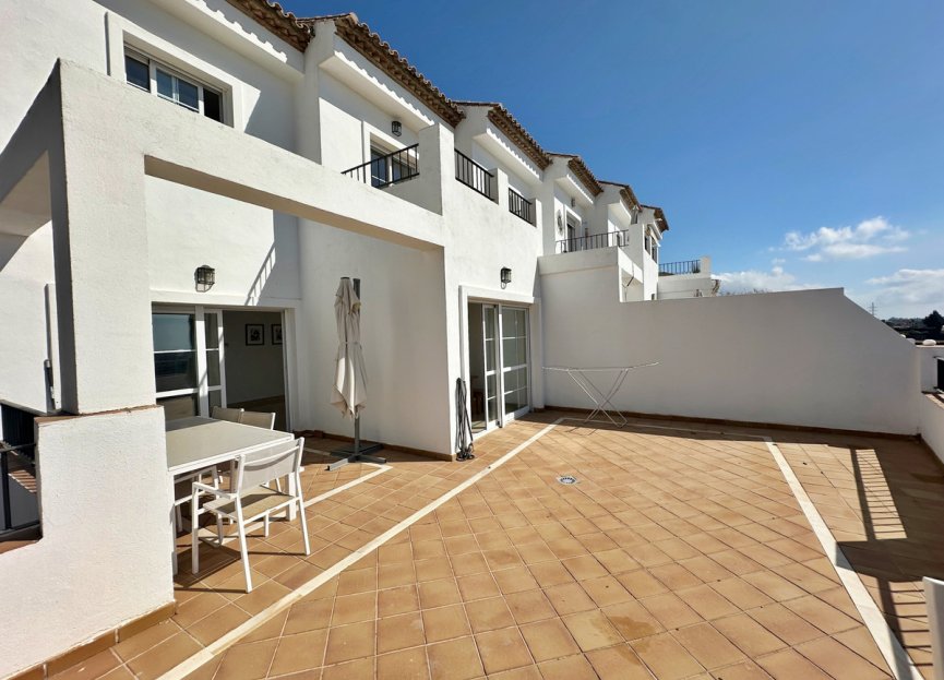 Reventa - House - Semi-Detached House - Benahavís - Benahavís Centro