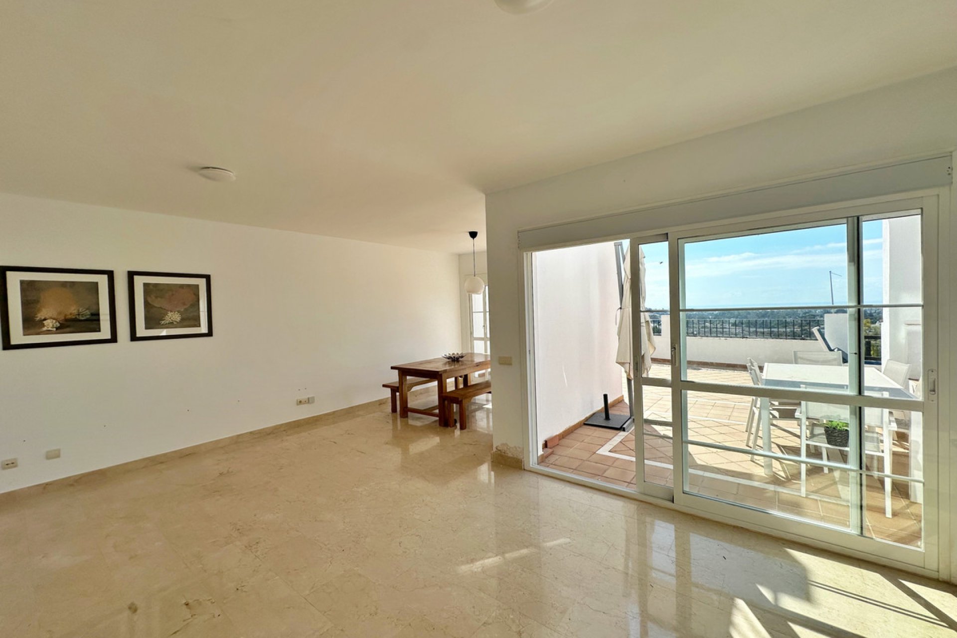 Reventa - House - Semi-Detached House - Benahavís - Benahavís Centro