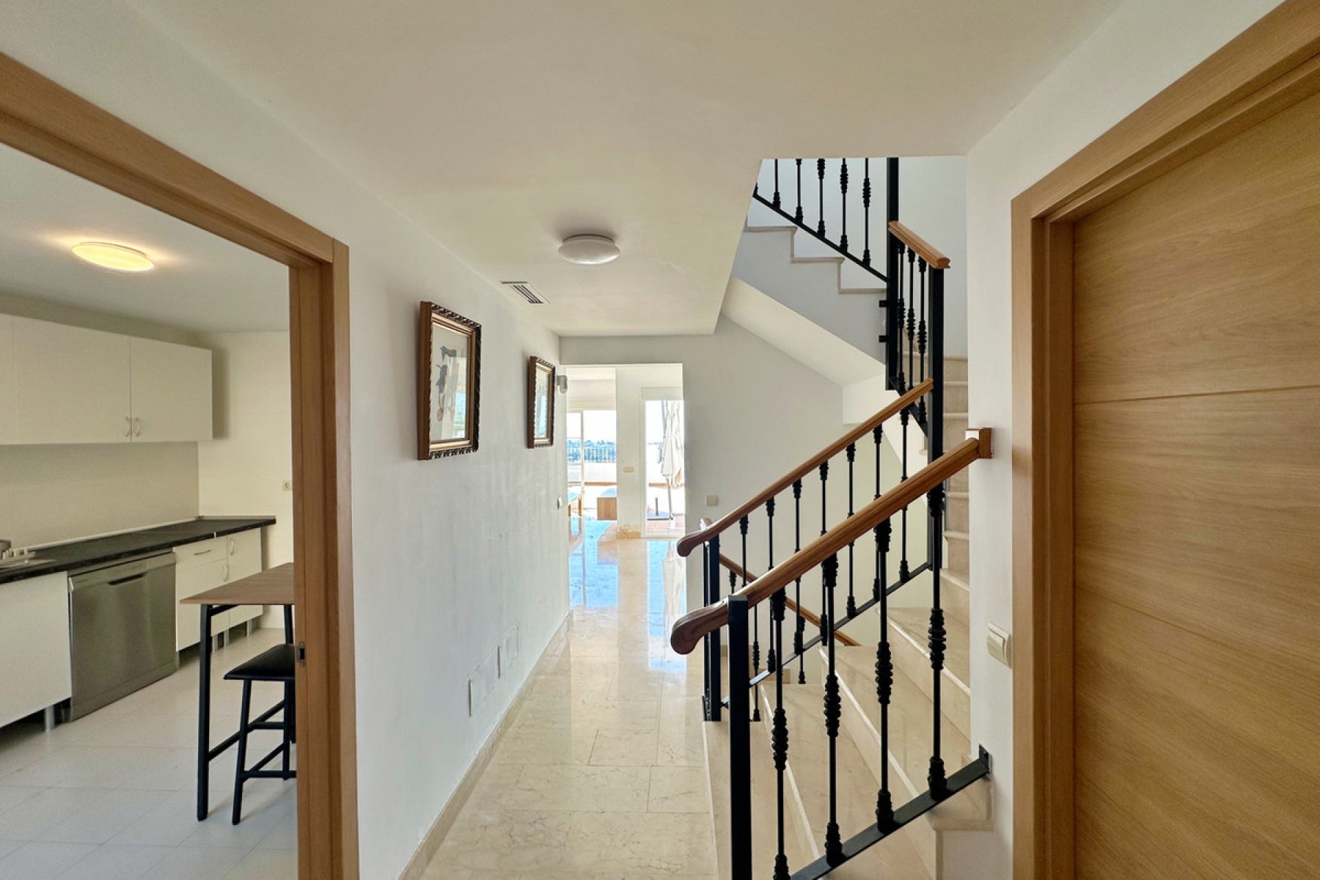 Reventa - House - Semi-Detached House - Benahavís - Benahavís Centro