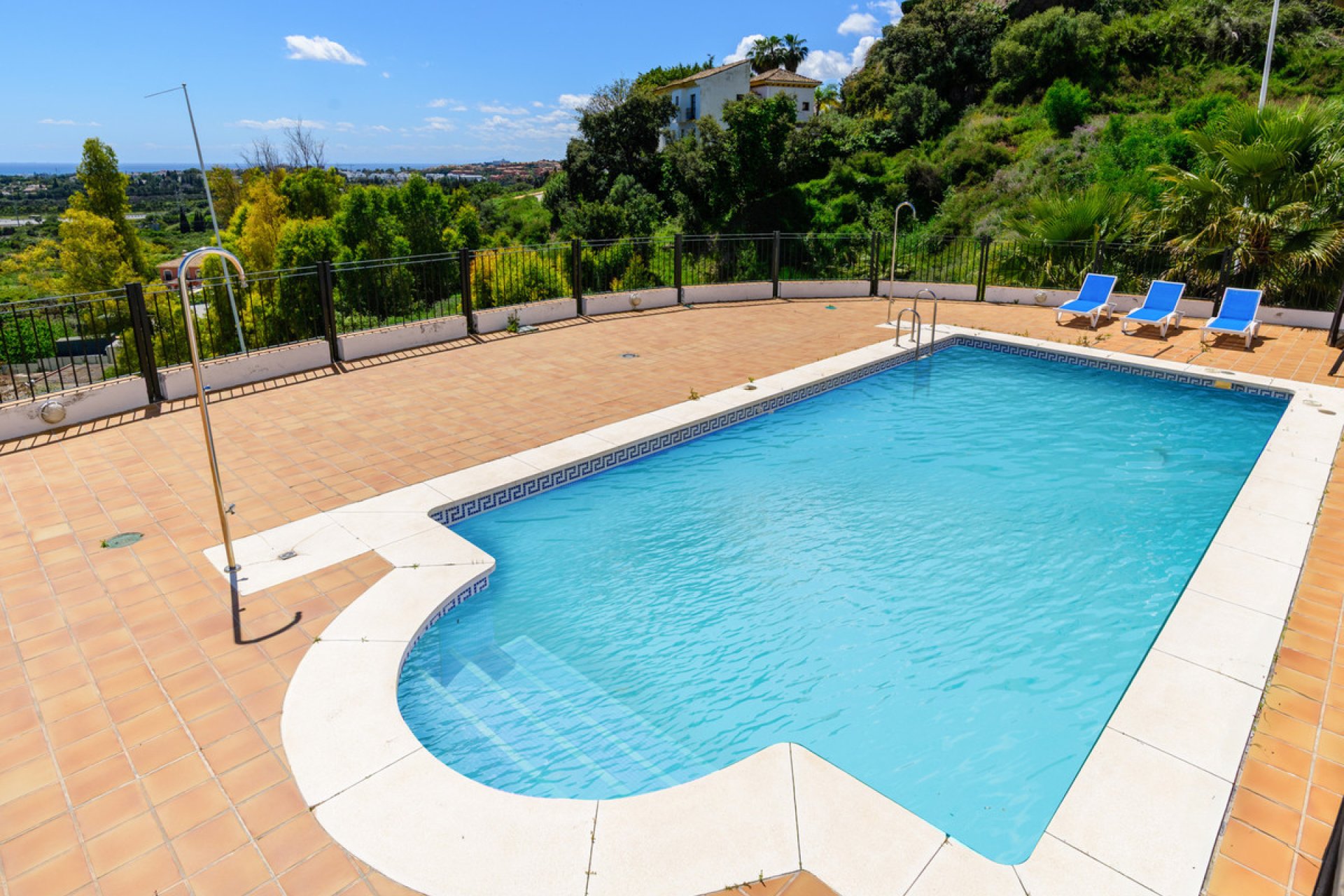 Reventa - House - Semi-Detached House - Benahavís - Benahavís Centro