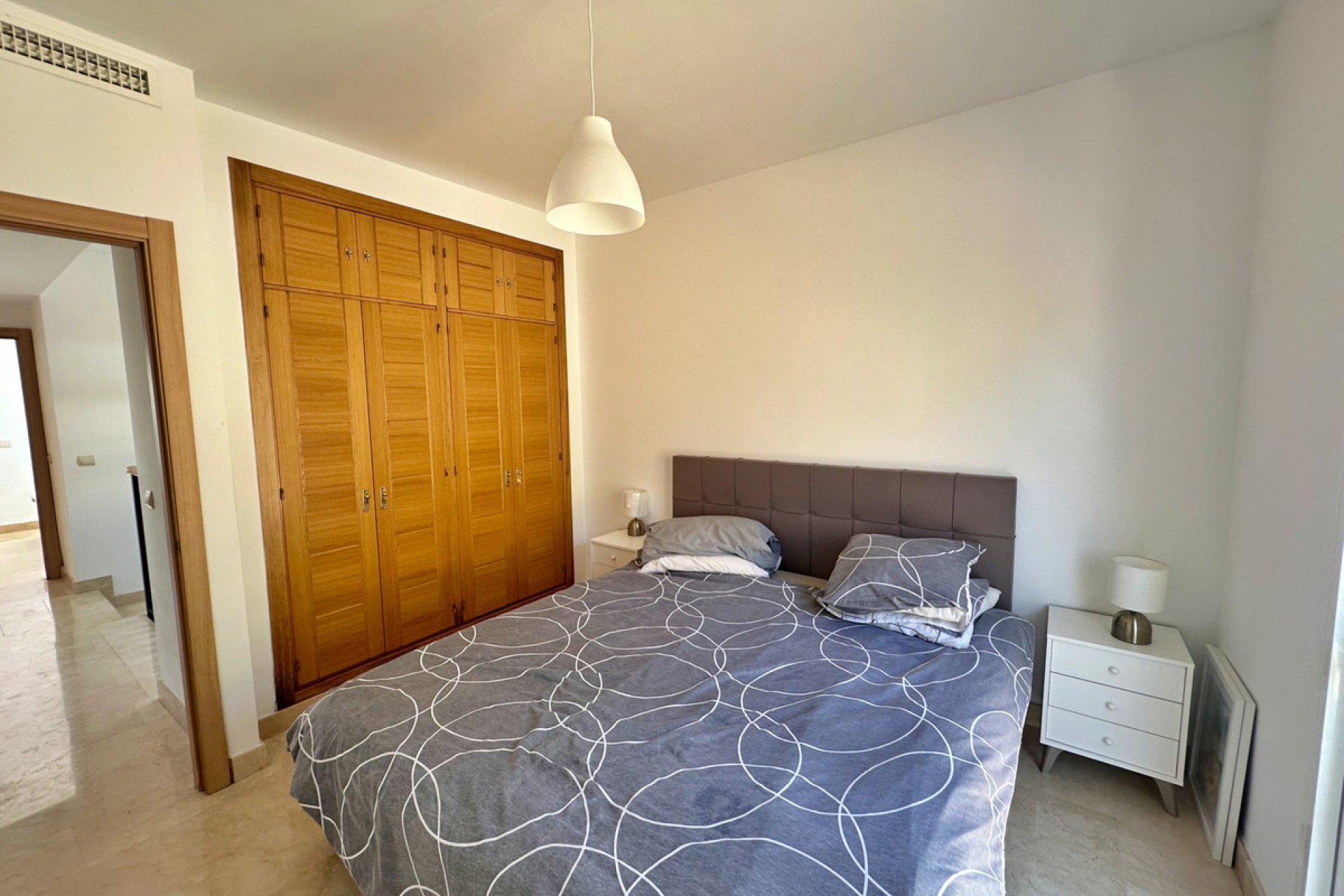 Reventa - House - Semi-Detached House - Benahavís - Benahavís Centro