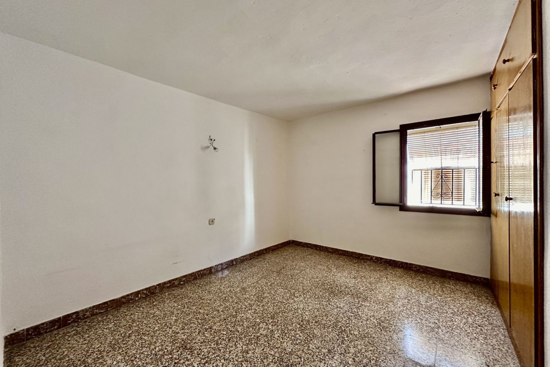 Reventa - House - Semi-Detached House - Benahavís - Benahavís Centro