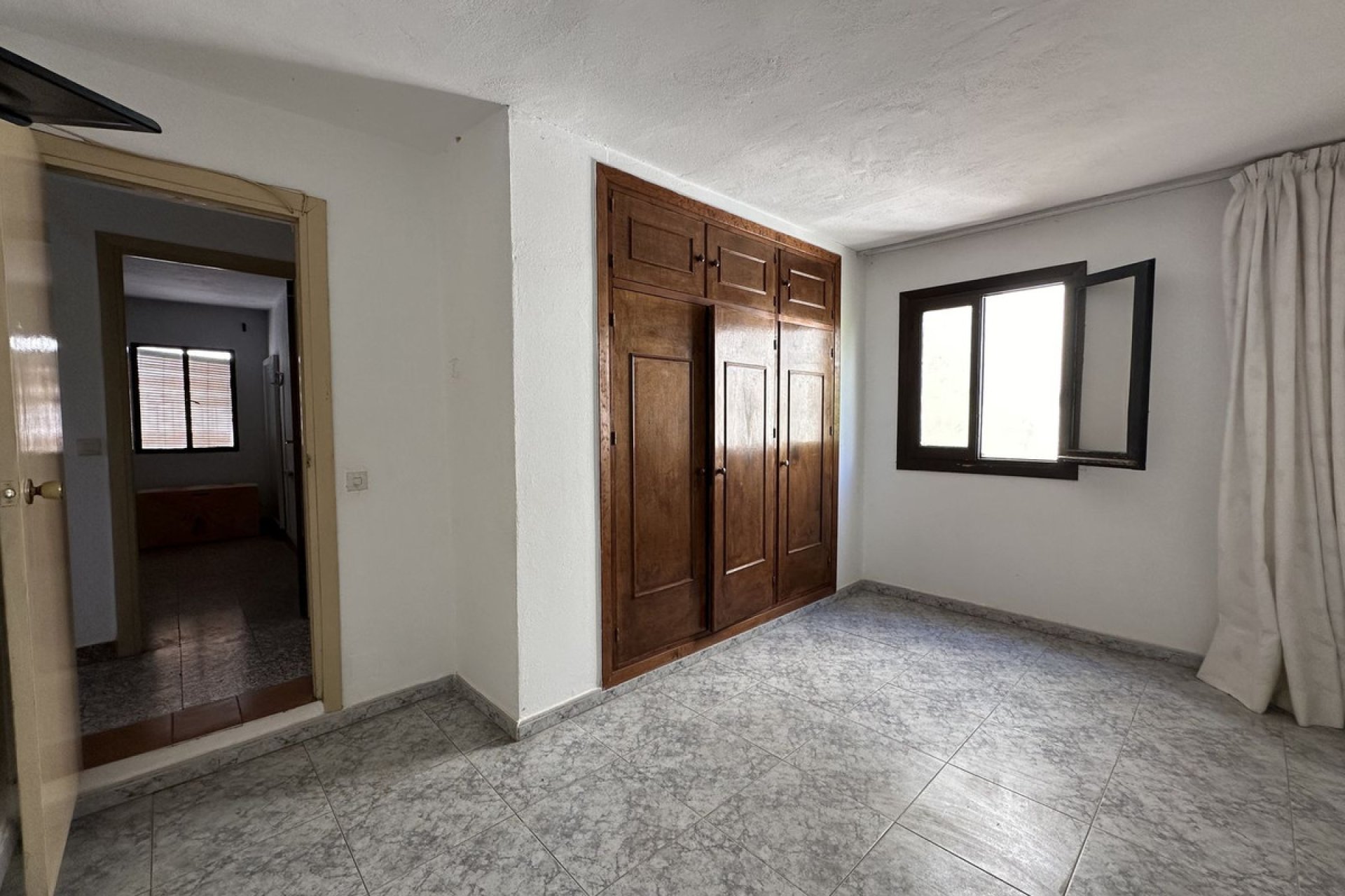 Reventa - House - Semi-Detached House - Benahavís - Benahavís Centro