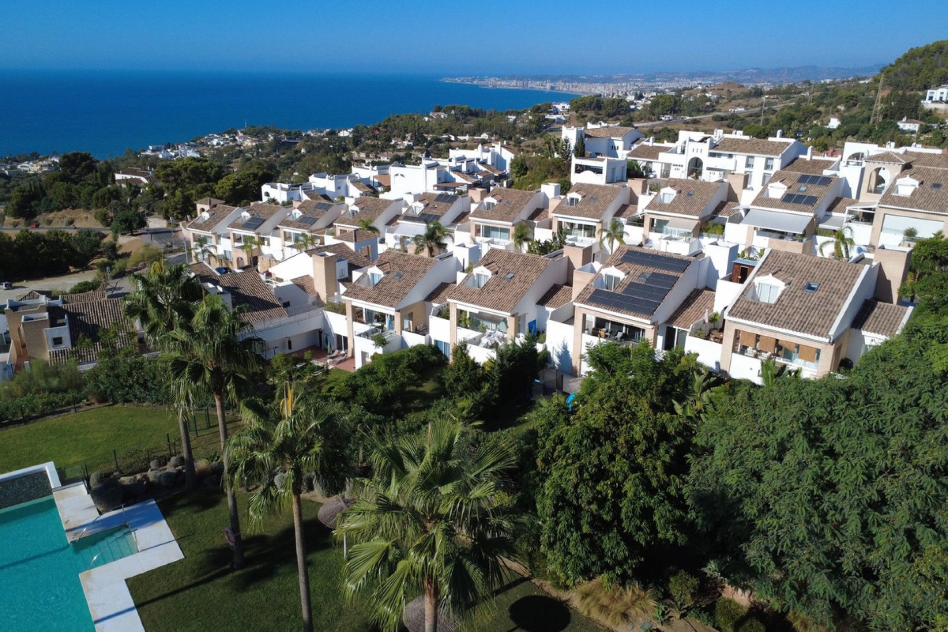 Reventa - House - Semi-Detached House - Benalmádena - Benalmadena Centro