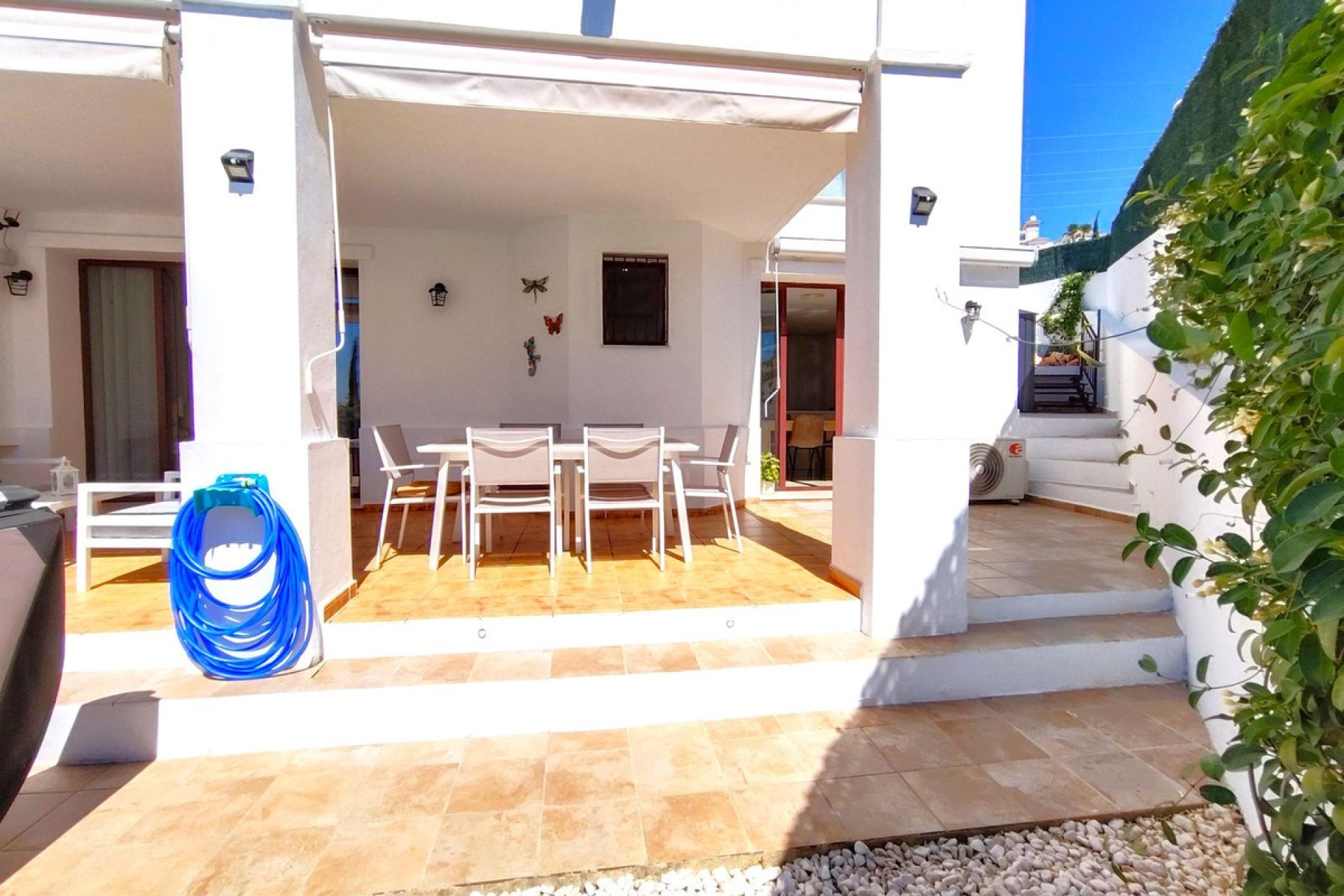 Reventa - House - Semi-Detached House - Casares - Casares Centro