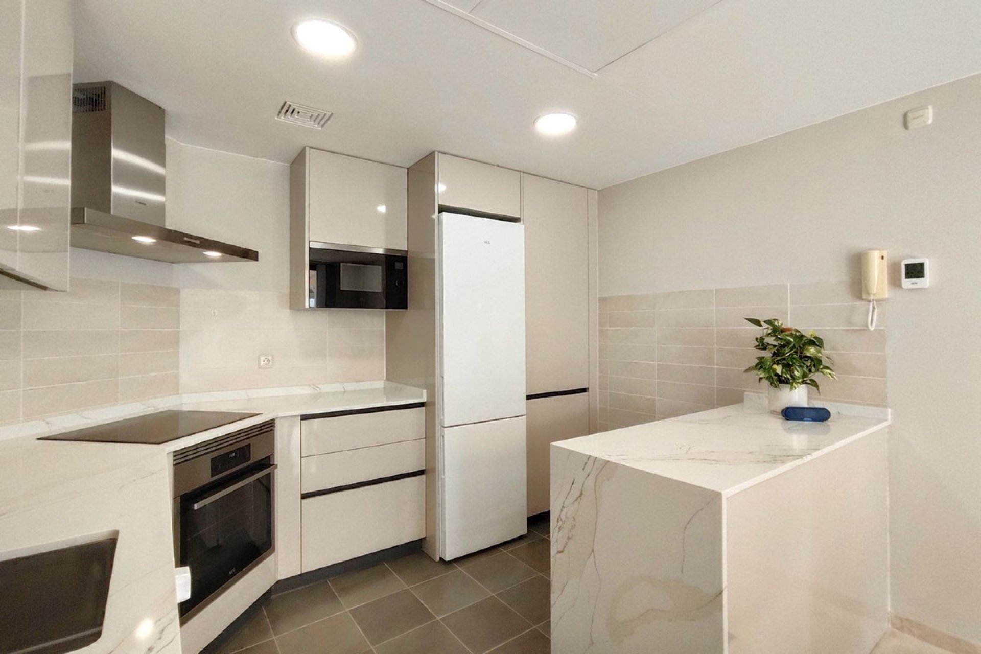 Reventa - House - Semi-Detached House - Casares - Casares Centro