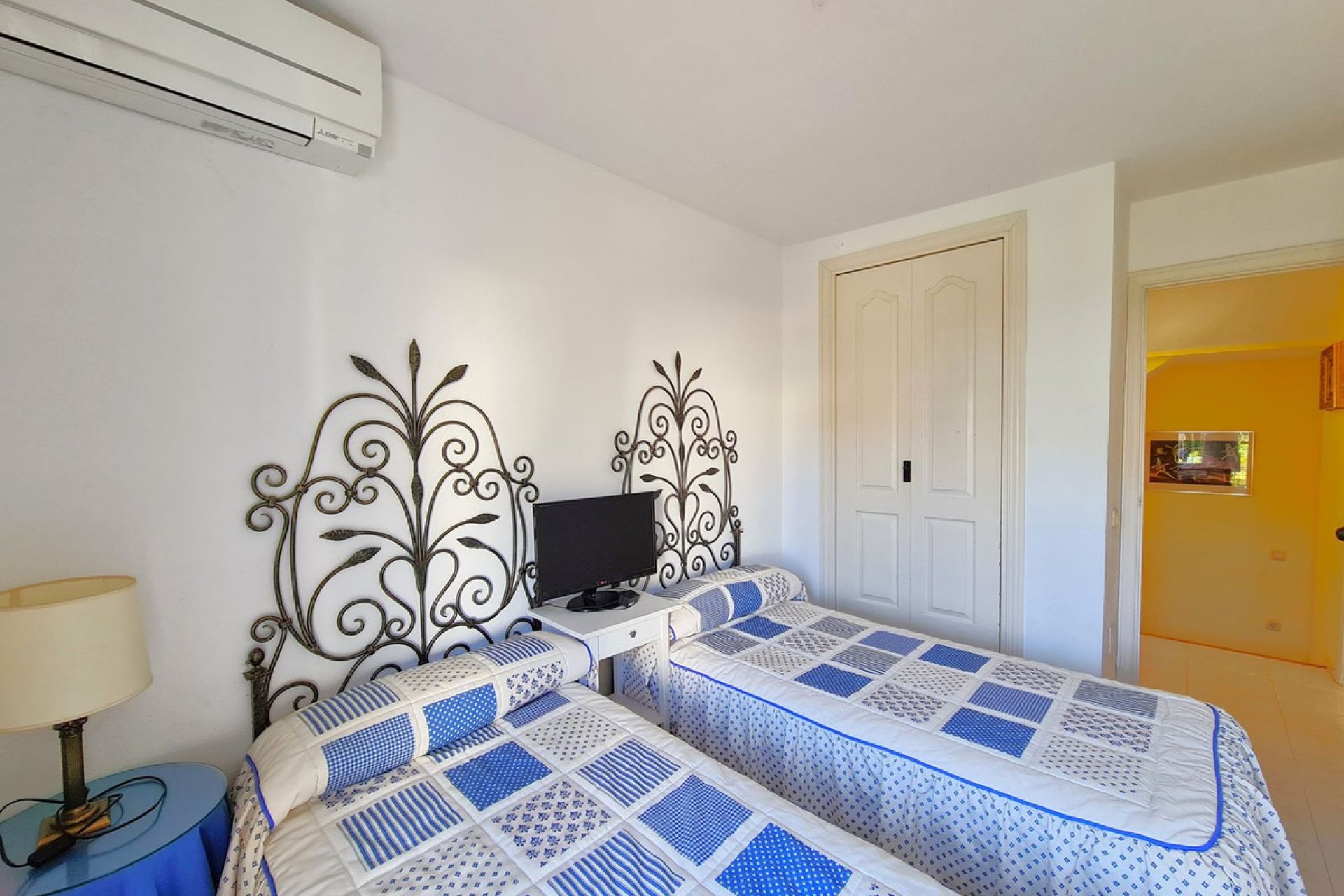 Reventa - House - Semi-Detached House - Casares - Casares Playa