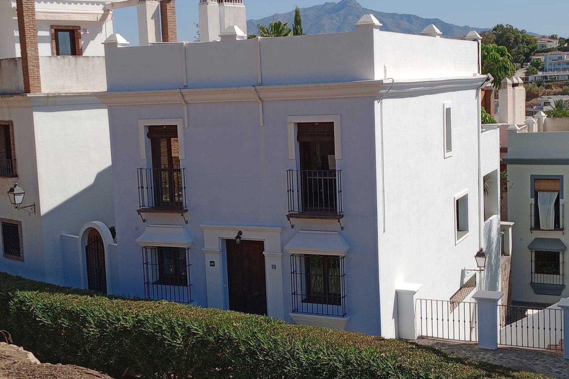 Reventa - House - Semi-Detached House - Estepona - Estepona Centro