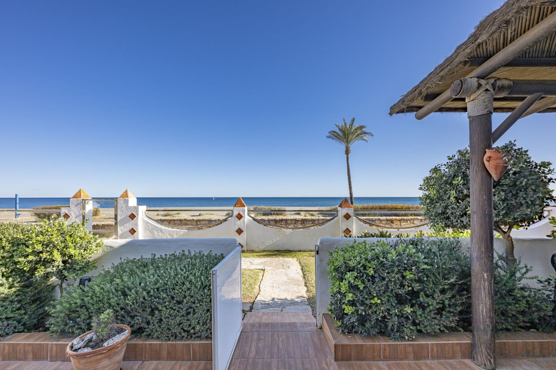 Reventa - House - Semi-Detached House - Estepona - Estepona Centro