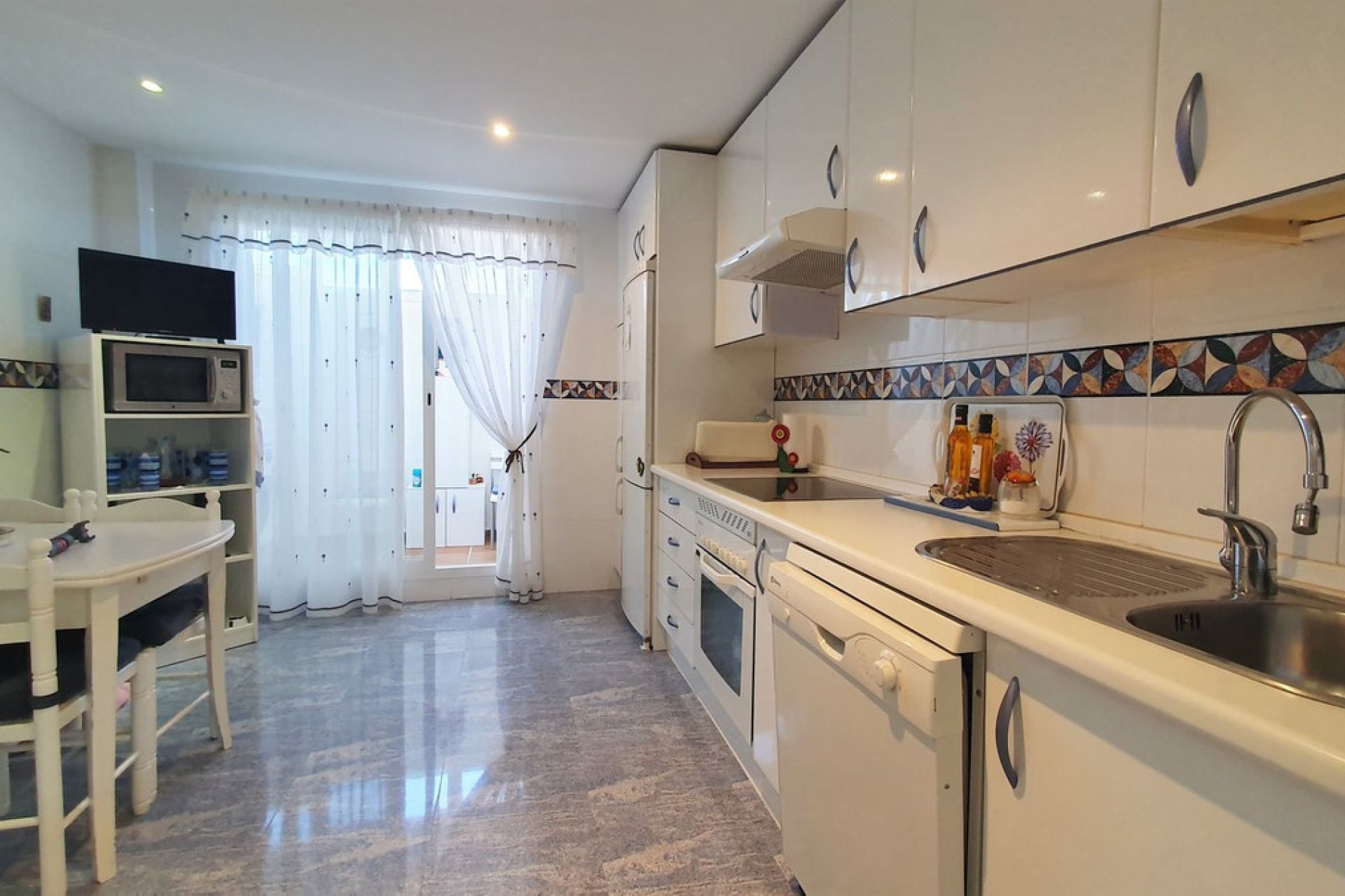 Reventa - House - Semi-Detached House - Estepona - Selwo