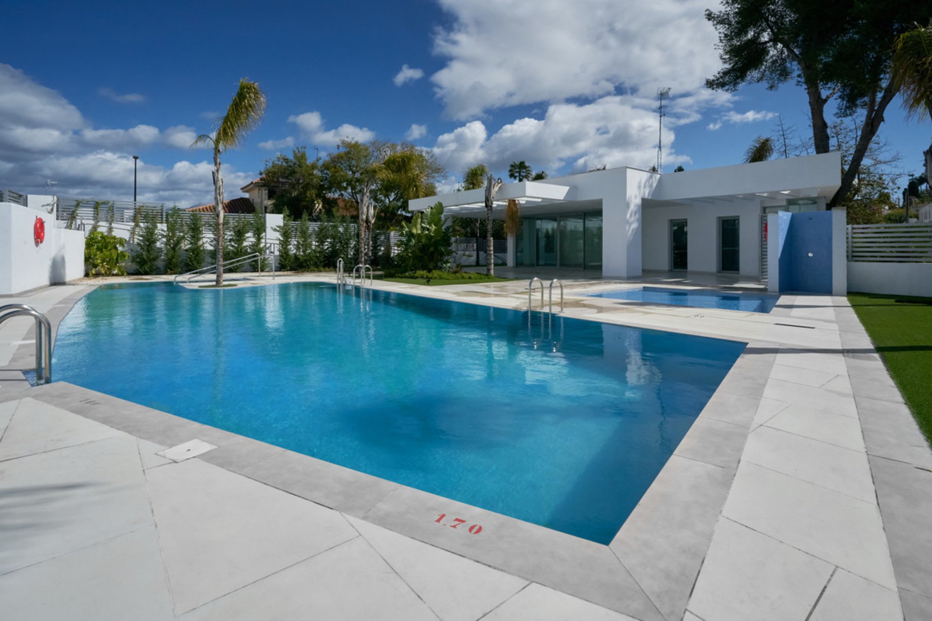 Reventa - House - Semi-Detached House - Marbella - Guadalmina Alta