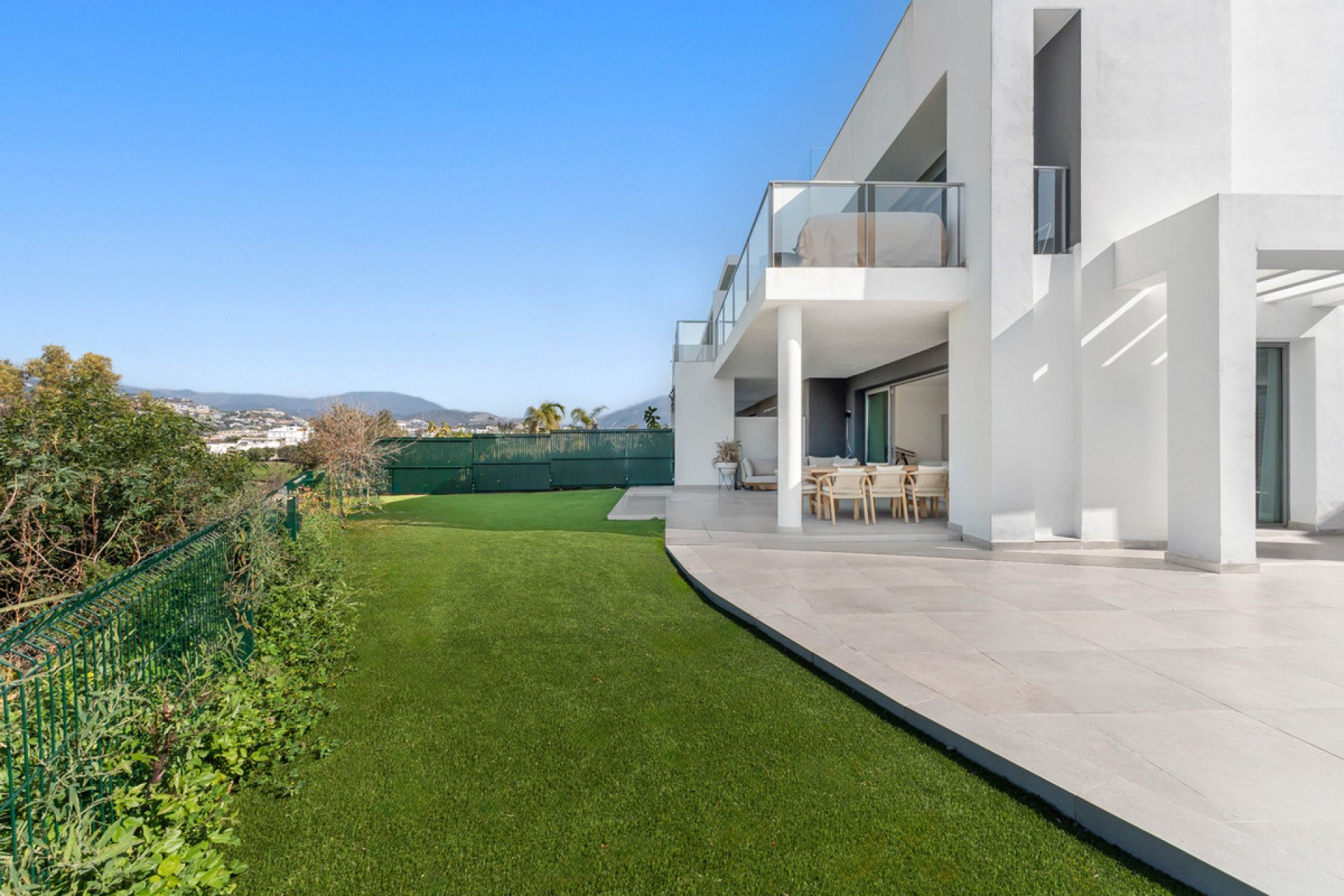 Reventa - House - Semi-Detached House - Marbella - Guadalmina Alta