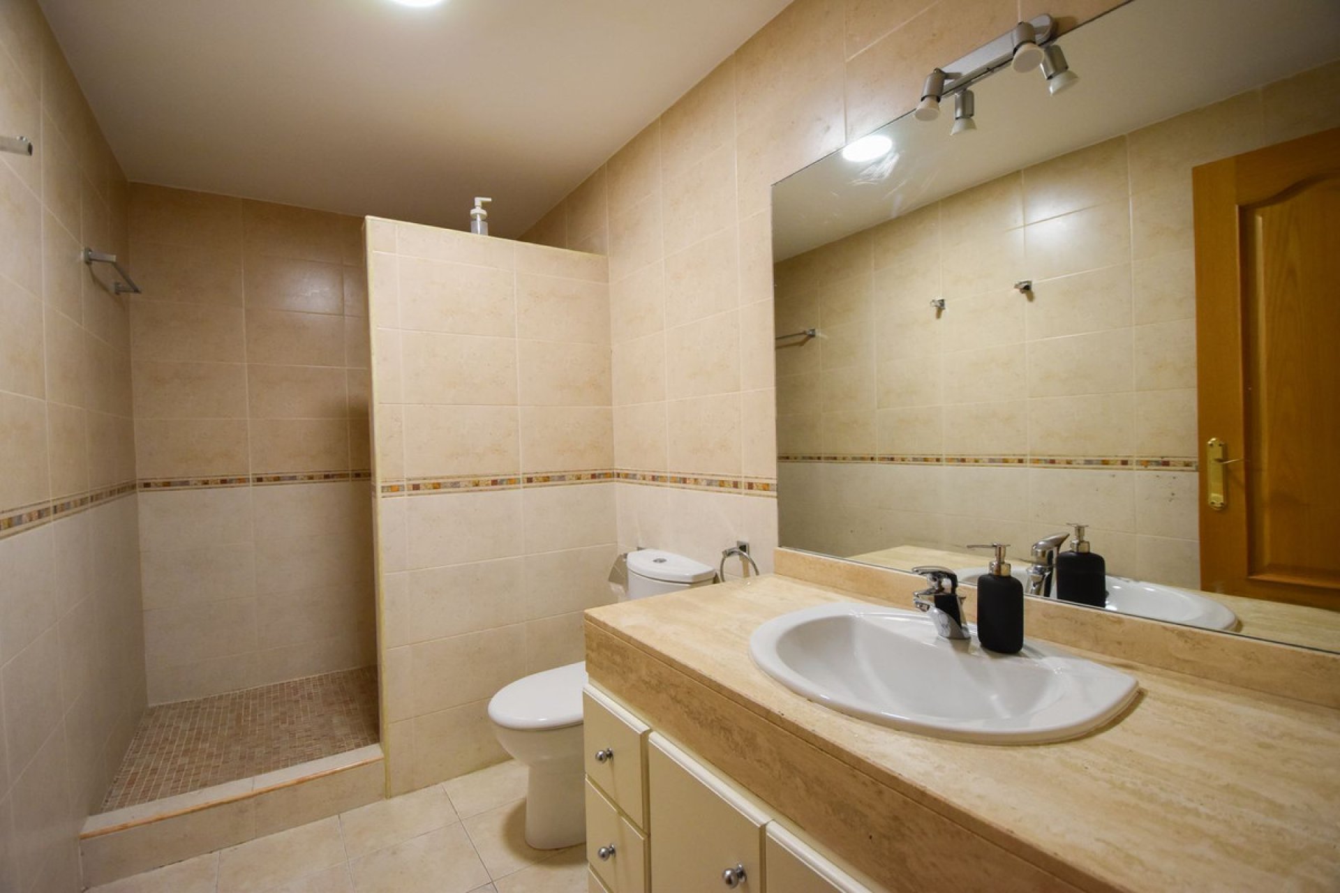 Reventa - House - Semi-Detached House - Marbella - Marbella Centro