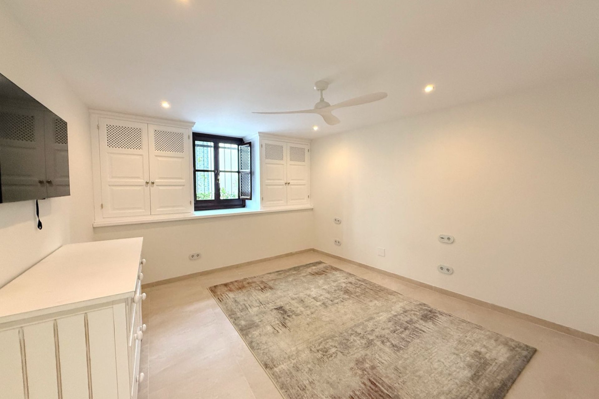 Reventa - House - Semi-Detached House - Marbella - Marbella Centro