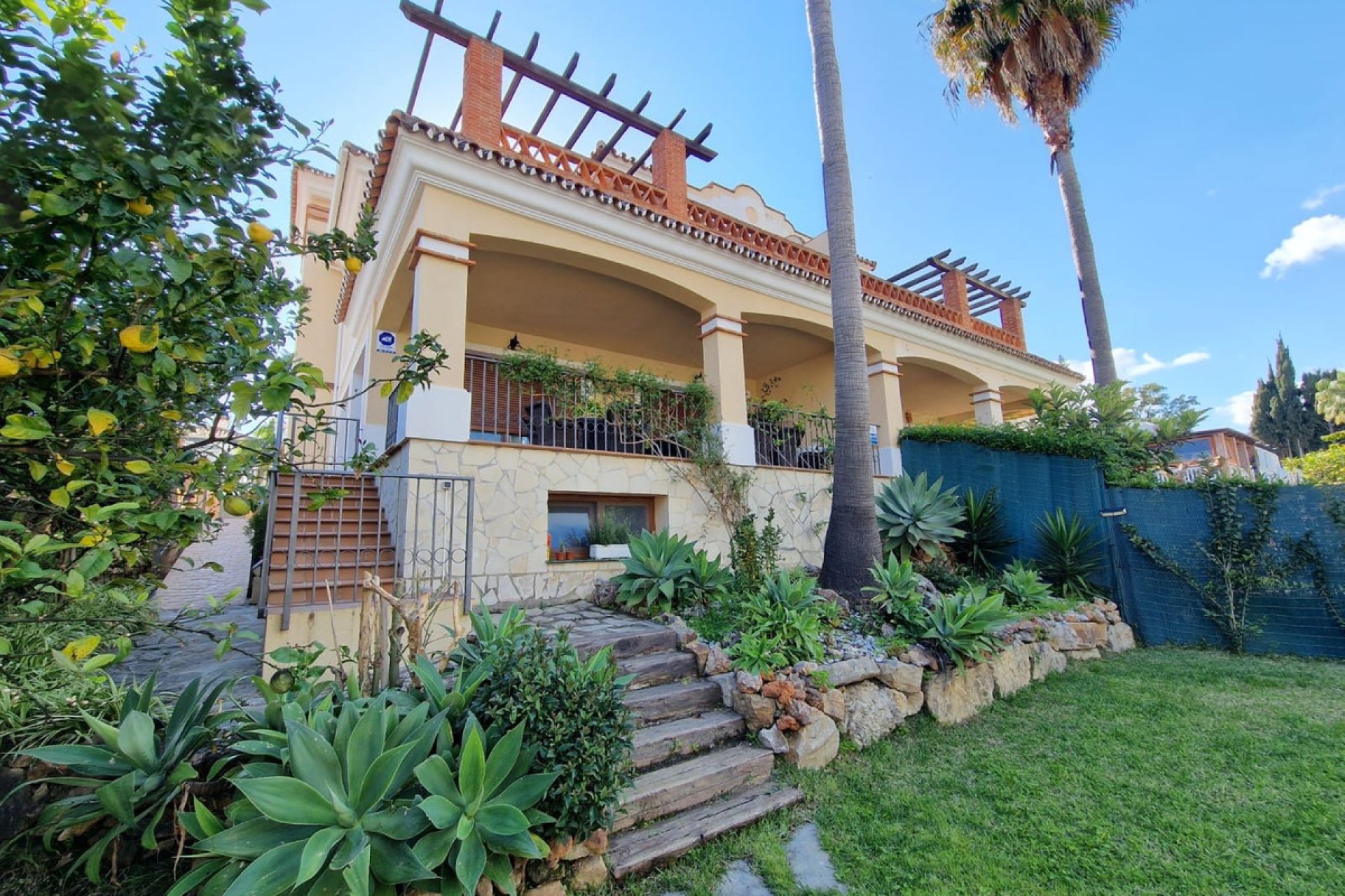 Reventa - House - Semi-Detached House - Marbella - Marbella Centro