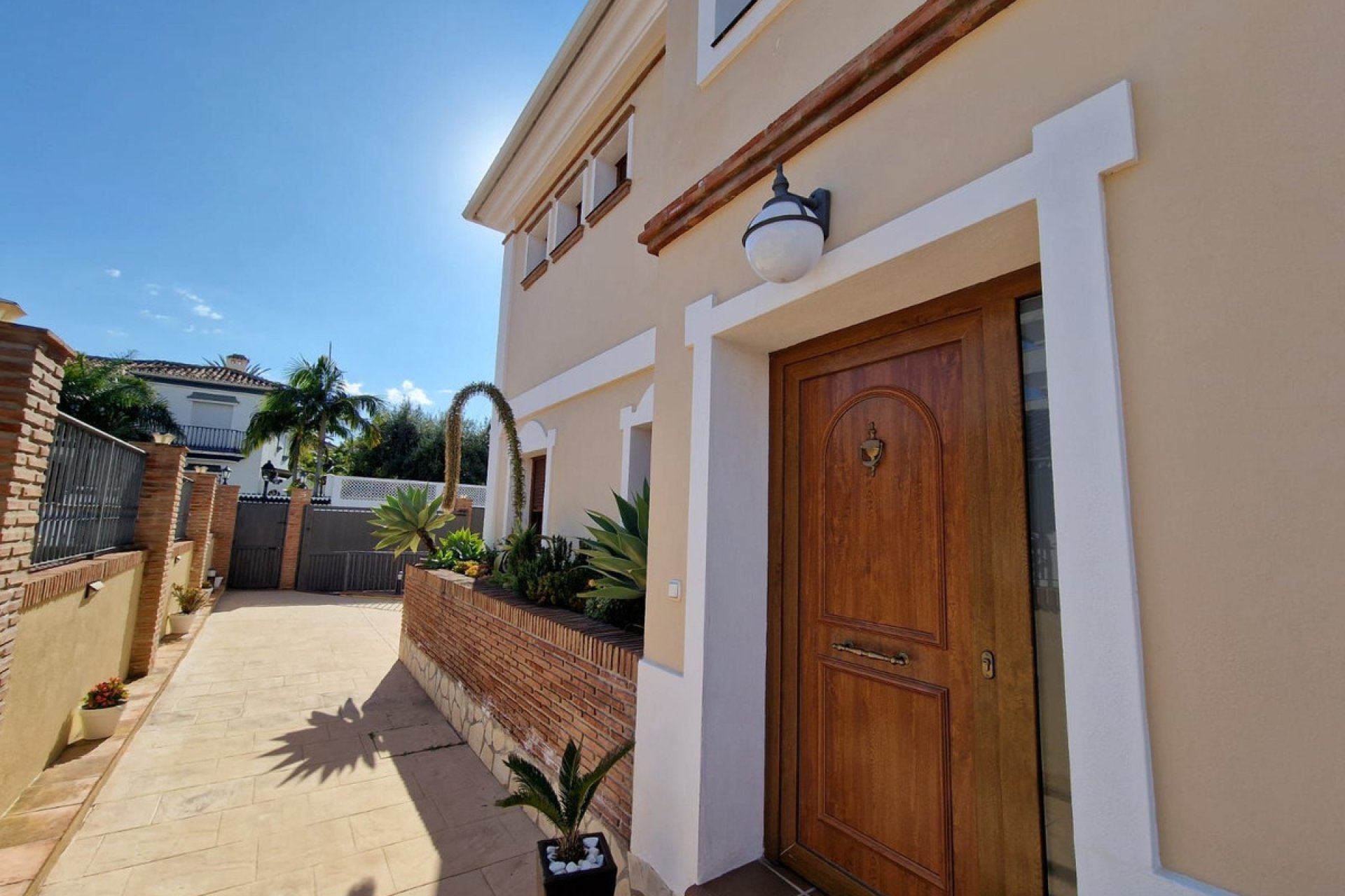 Reventa - House - Semi-Detached House - Marbella - Marbella Centro