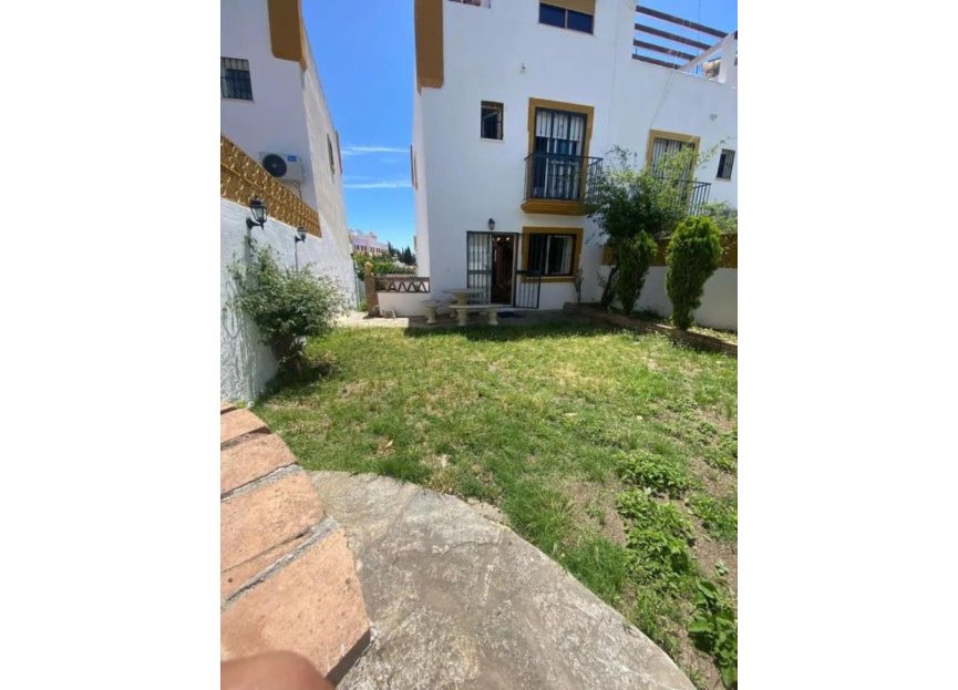 Reventa - House - Semi-Detached House - Marbella - Marbella Centro
