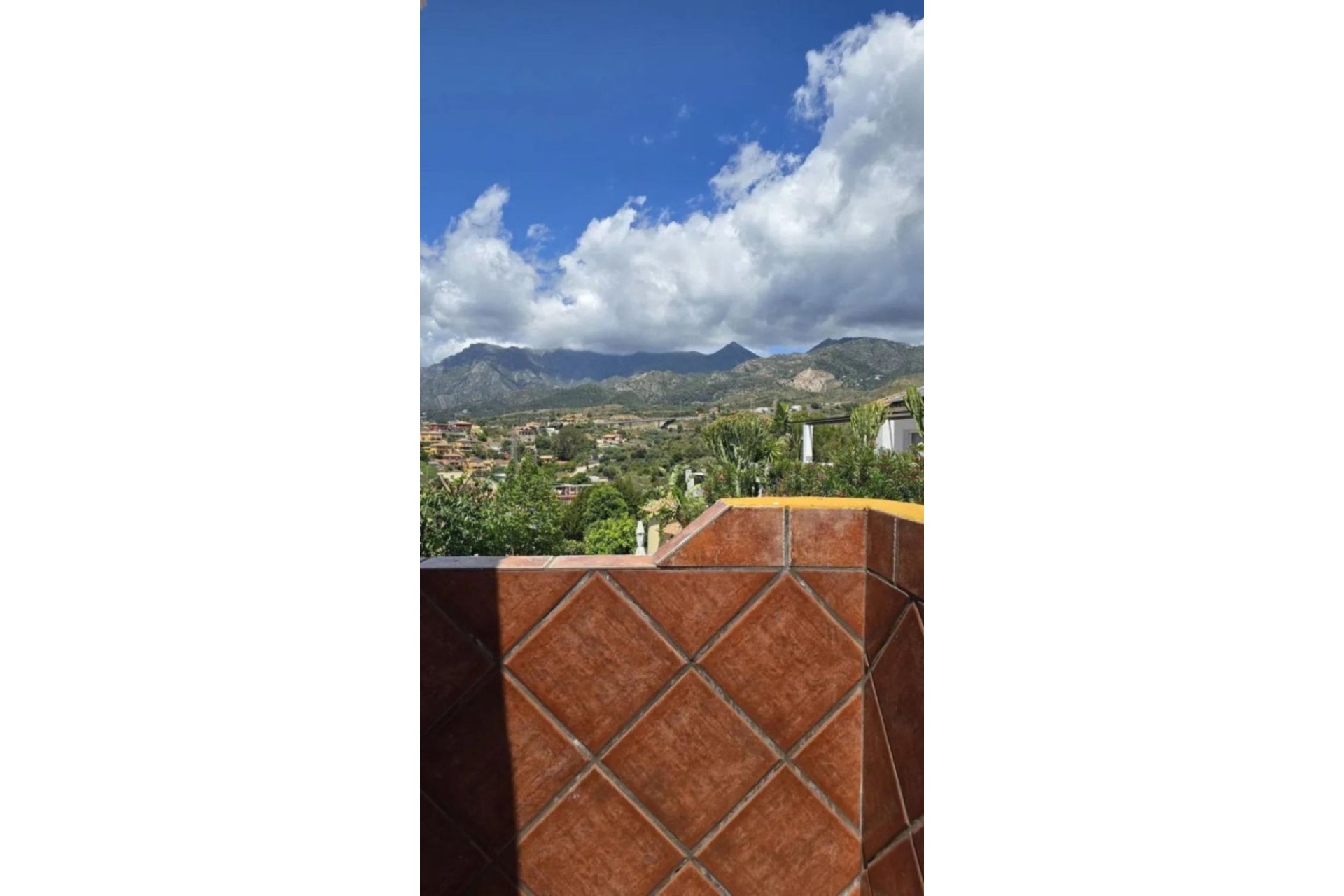 Reventa - House - Semi-Detached House - Marbella - Marbella Centro