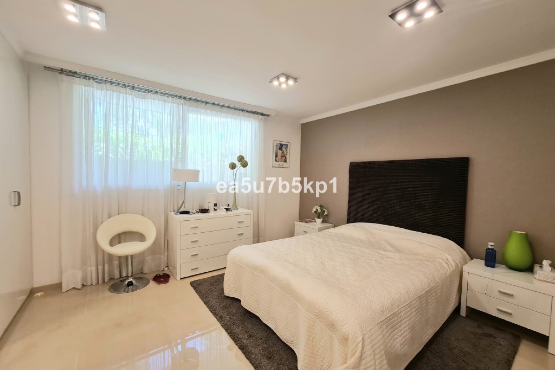 Reventa - House - Semi-Detached House - Marbella - Marbella Centro