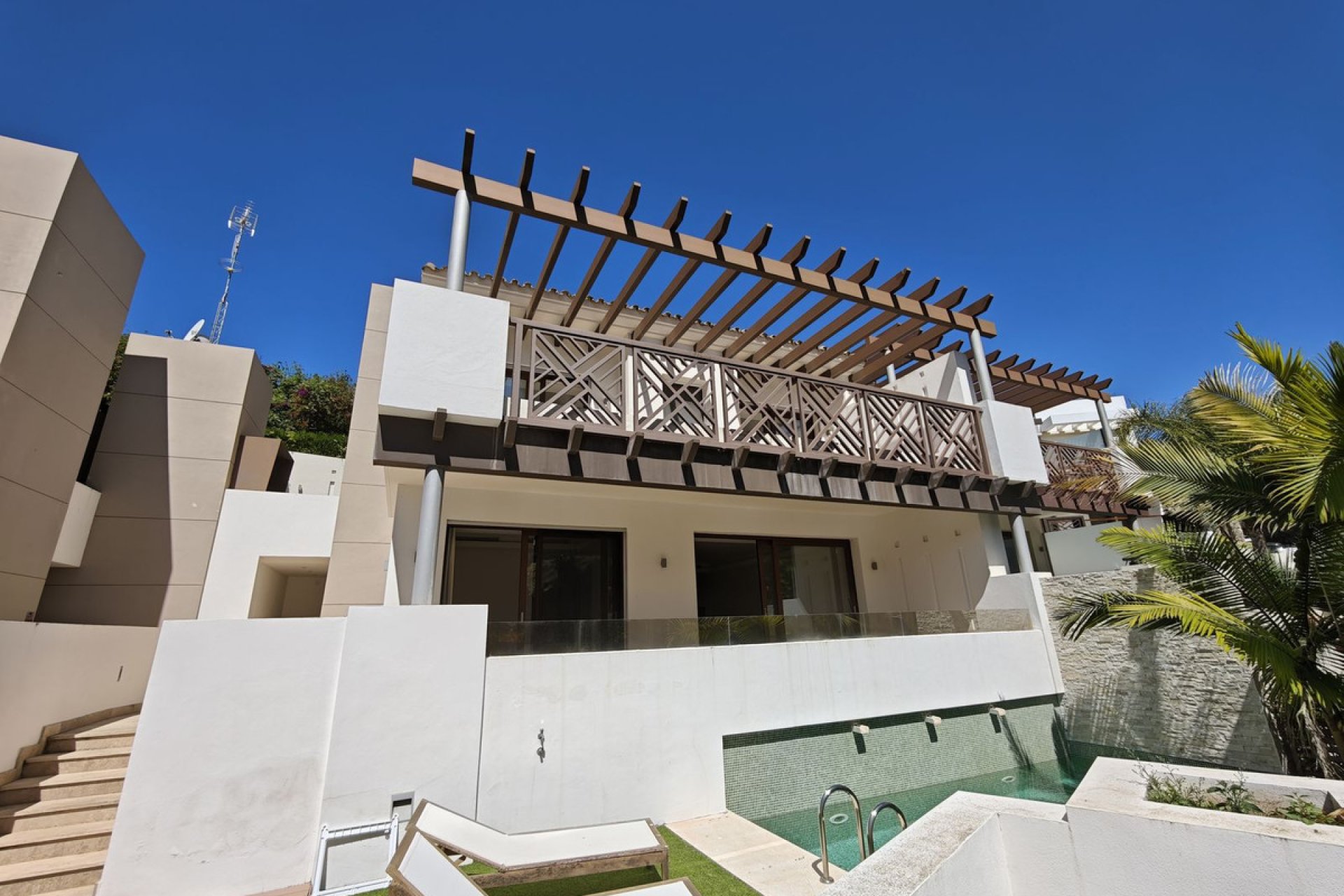 Reventa - House - Semi-Detached House - Marbella - Marbella Centro