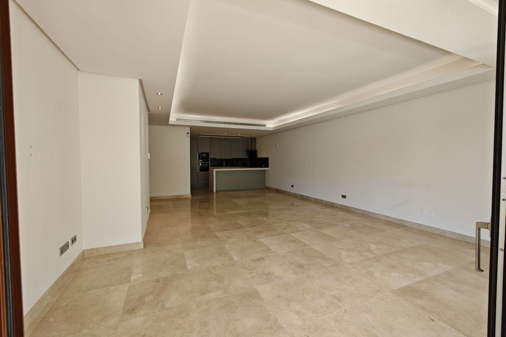 Reventa - House - Semi-Detached House - Marbella - Marbella Centro