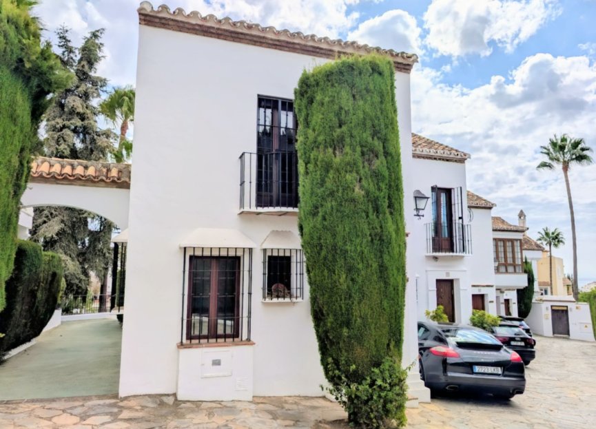 Reventa - House - Semi-Detached House - Marbella - Nagüeles
