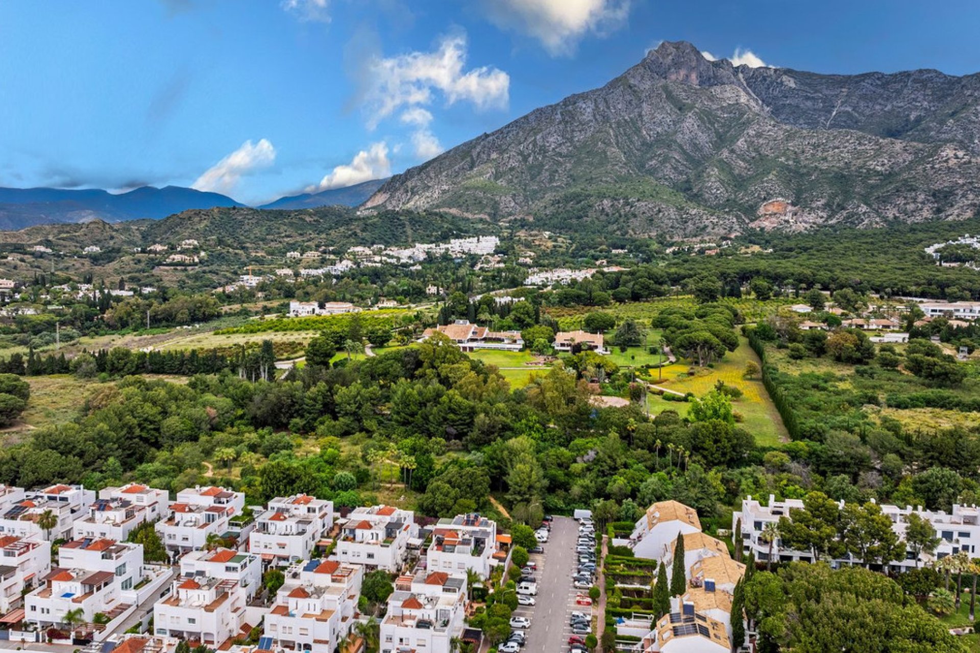 Reventa - House - Semi-Detached House - Marbella - Nagüeles