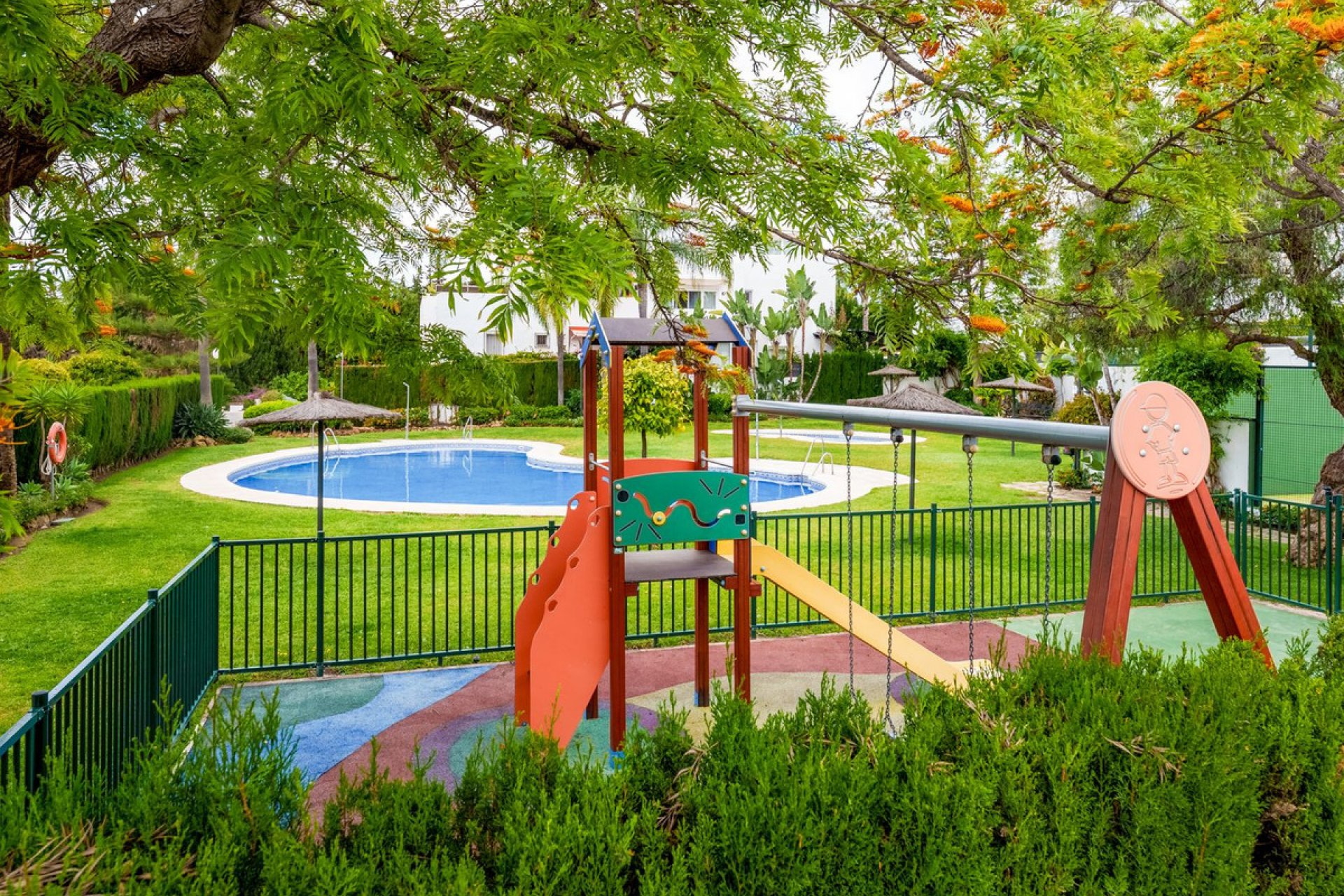 Reventa - House - Semi-Detached House - Marbella - Nagüeles