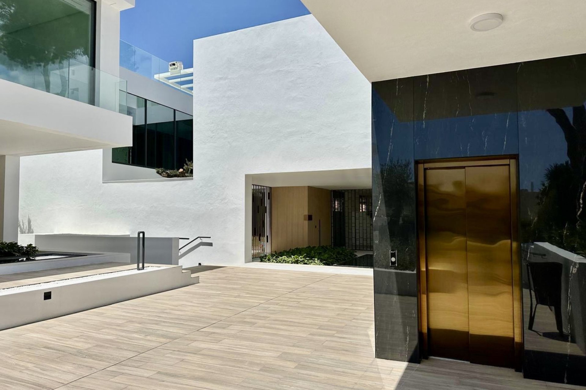 Reventa - House - Semi-Detached House - Marbella - Nueva Andalucia