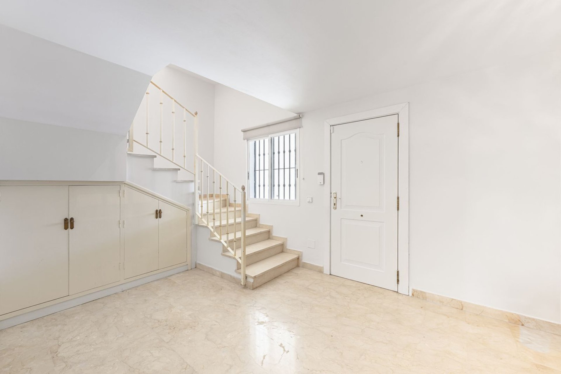 Reventa - House - Semi-Detached House - Marbella - Nueva Andalucia