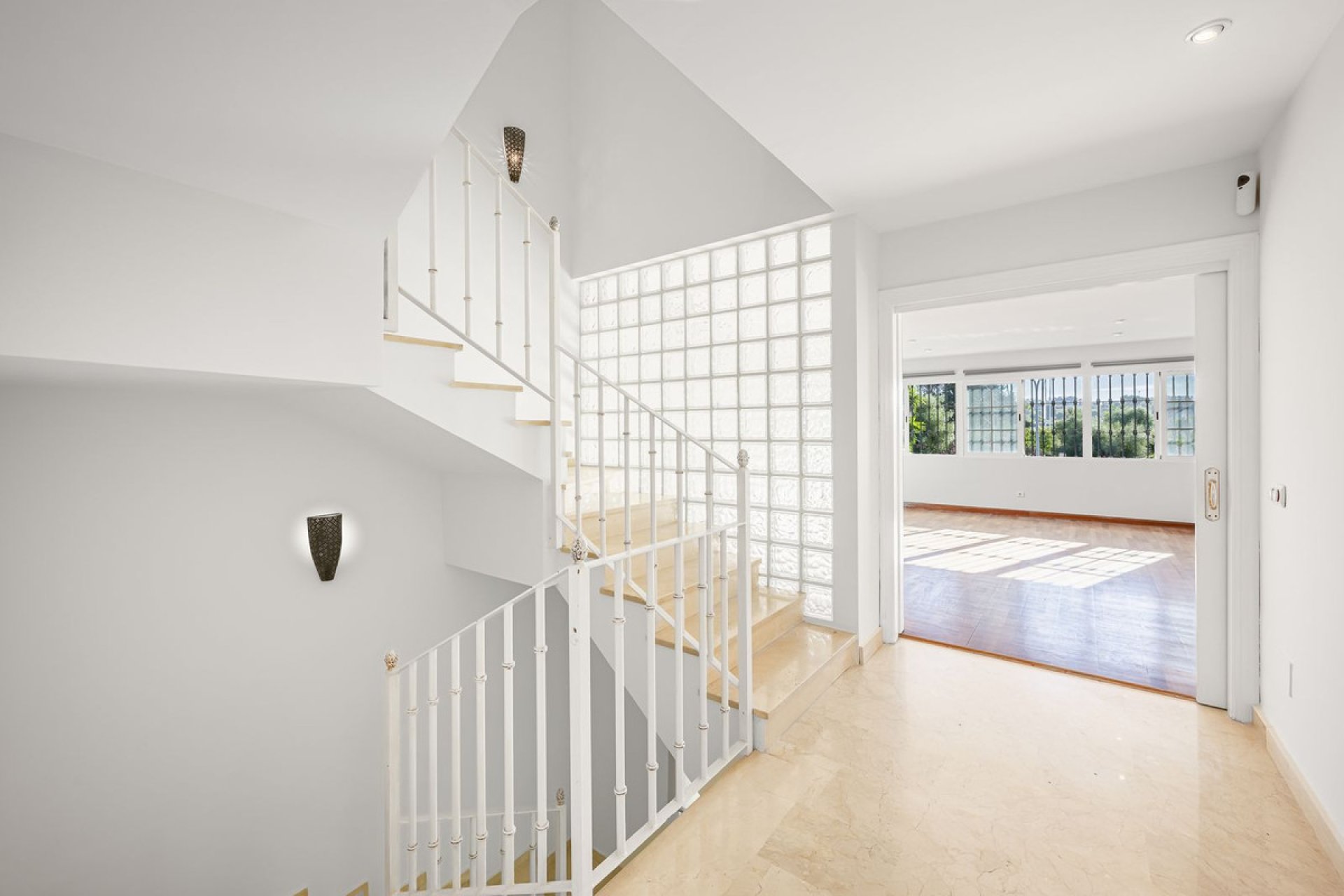 Reventa - House - Semi-Detached House - Marbella - Nueva Andalucia