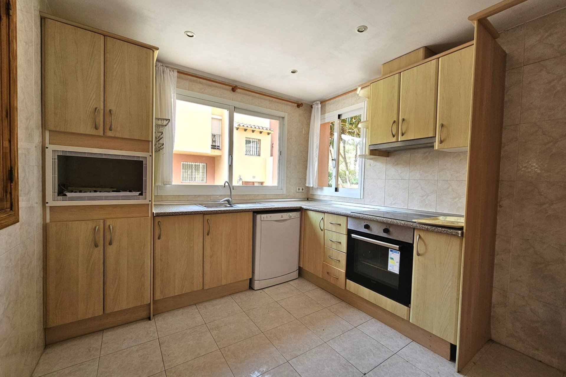 Reventa - House - Semi-Detached House - Marbella - Nueva Andalucia