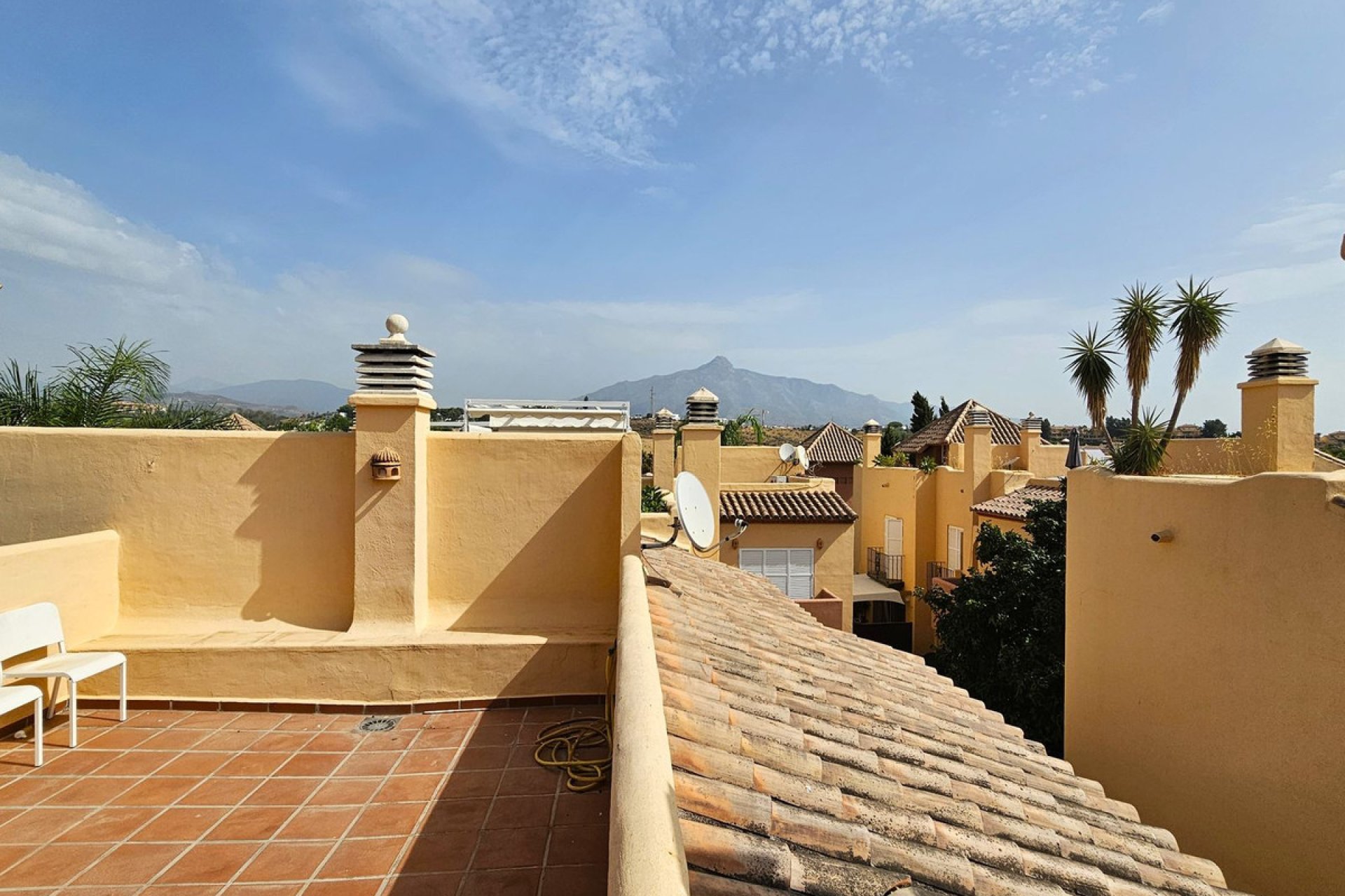 Reventa - House - Semi-Detached House - Marbella - Nueva Andalucia